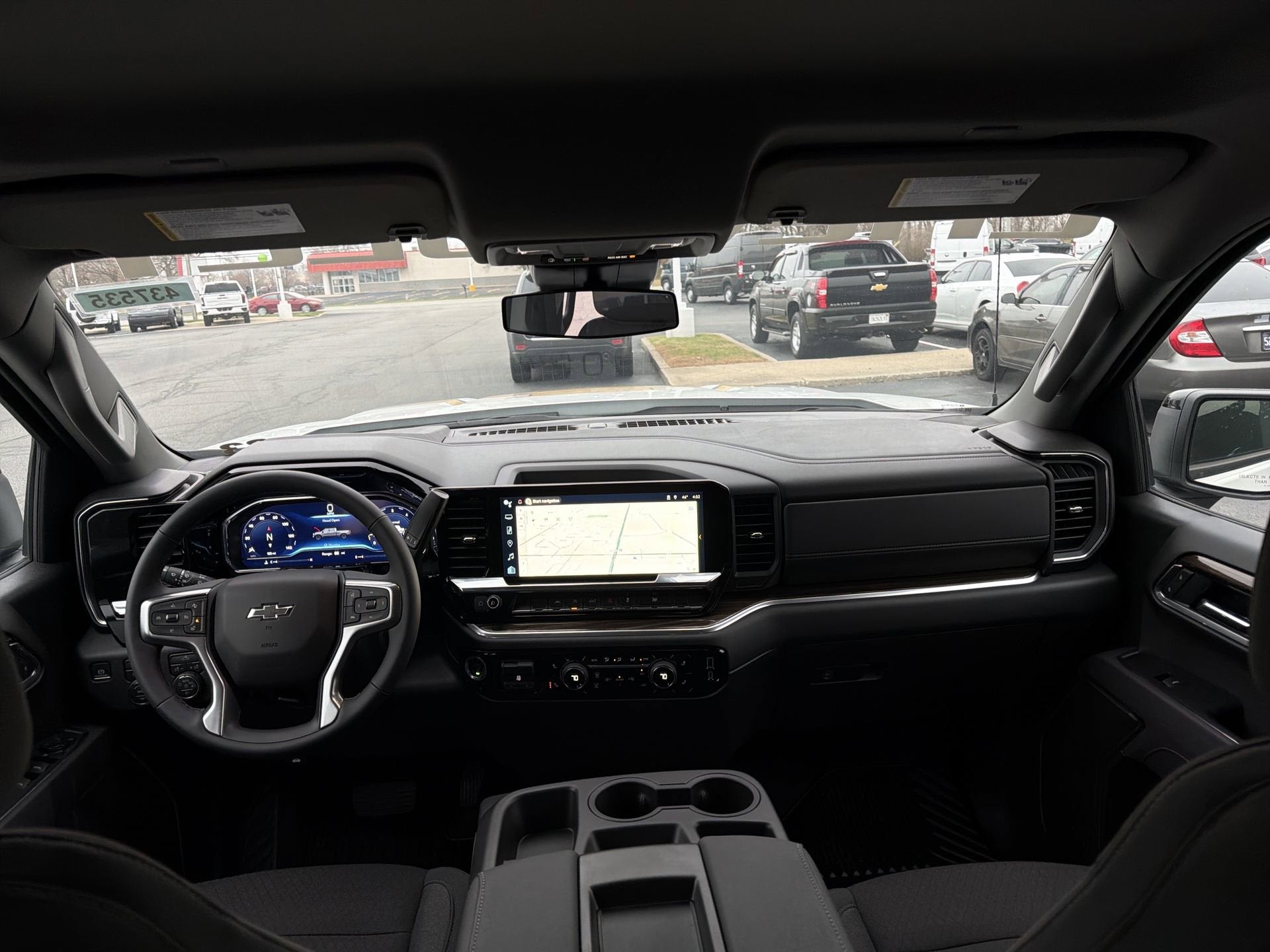 2025 Chevrolet Silverado 1500 4WD CREW 147