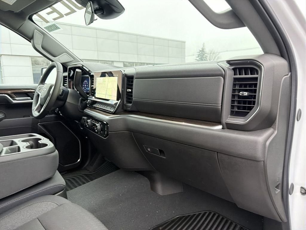 2025 Chevrolet Silverado 1500 4WD CREW 147