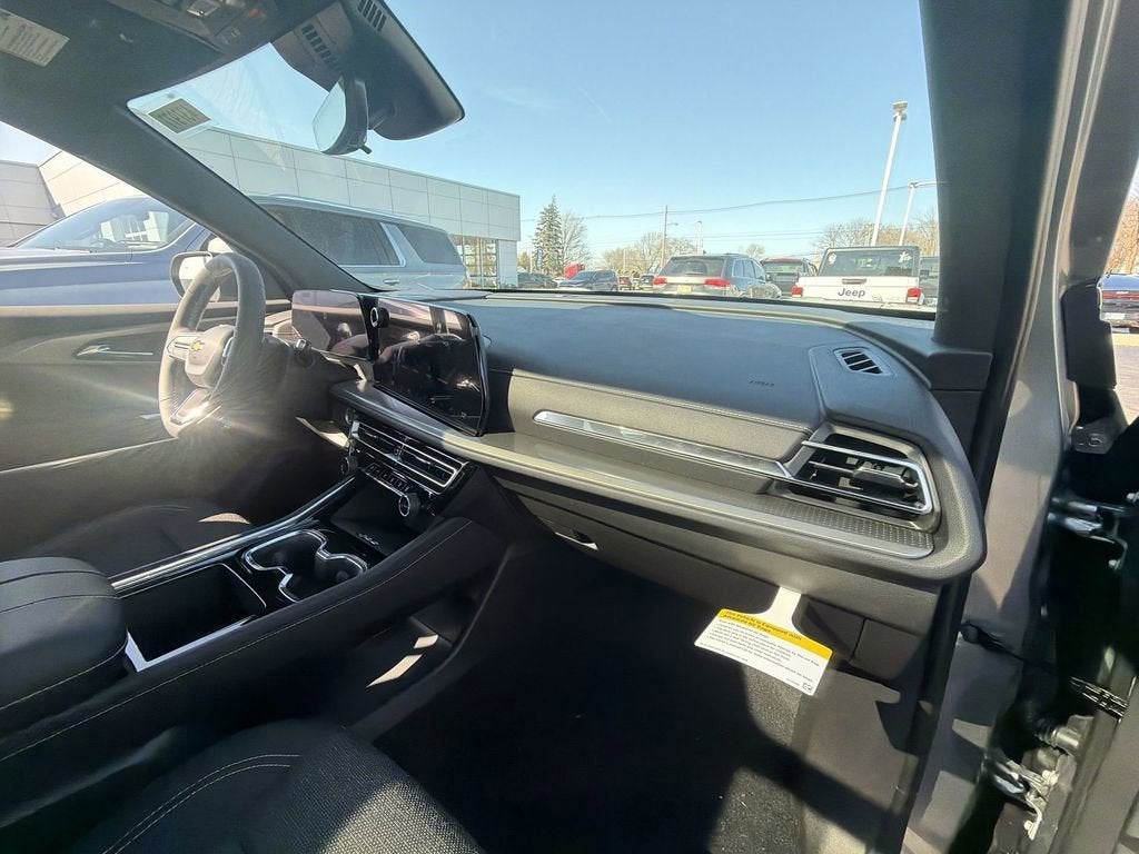 2026 Chevrolet Traverse 4DR LT