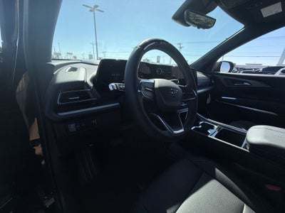 2026 Chevrolet Traverse 4DR LT