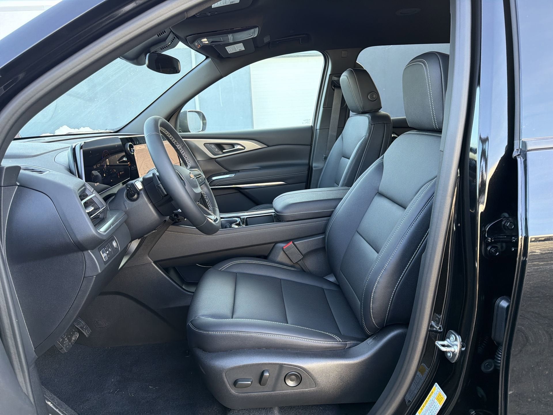 2026 Chevrolet Traverse 4DR LT