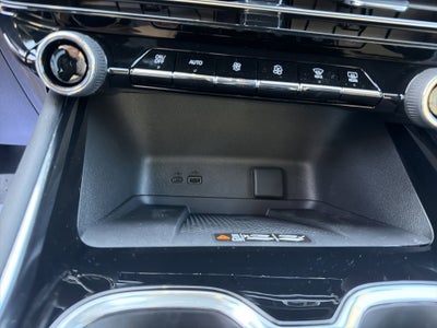 2026 Chevrolet Traverse 4DR LT