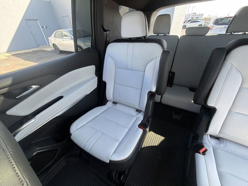 2025 Chevrolet Traverse 4DR SUV