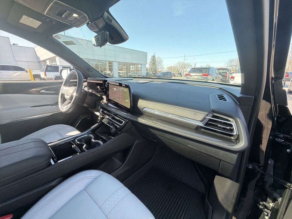 2025 Chevrolet Traverse 4DR SUV