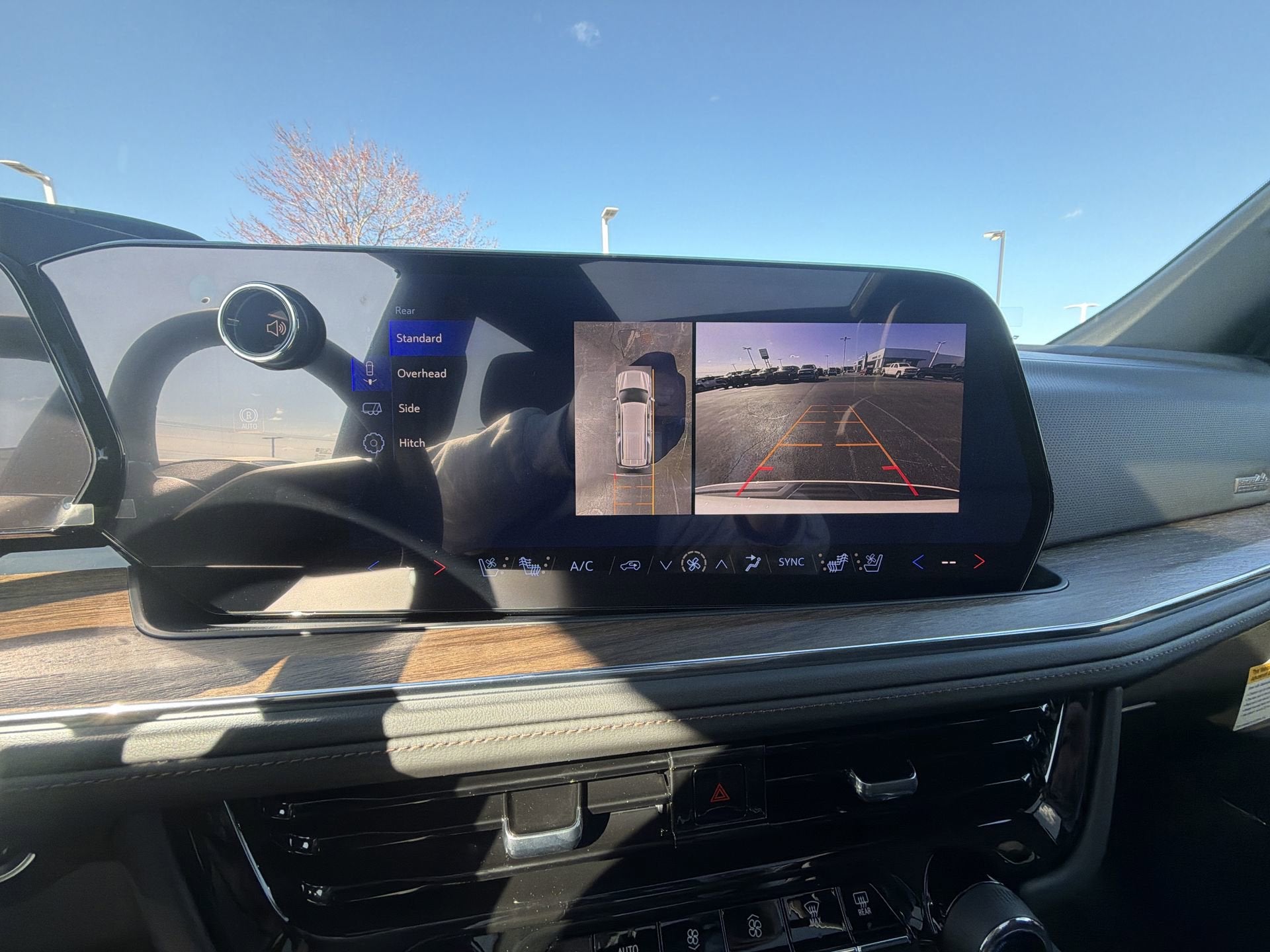 2026 Chevrolet Suburban 4DR 4WD