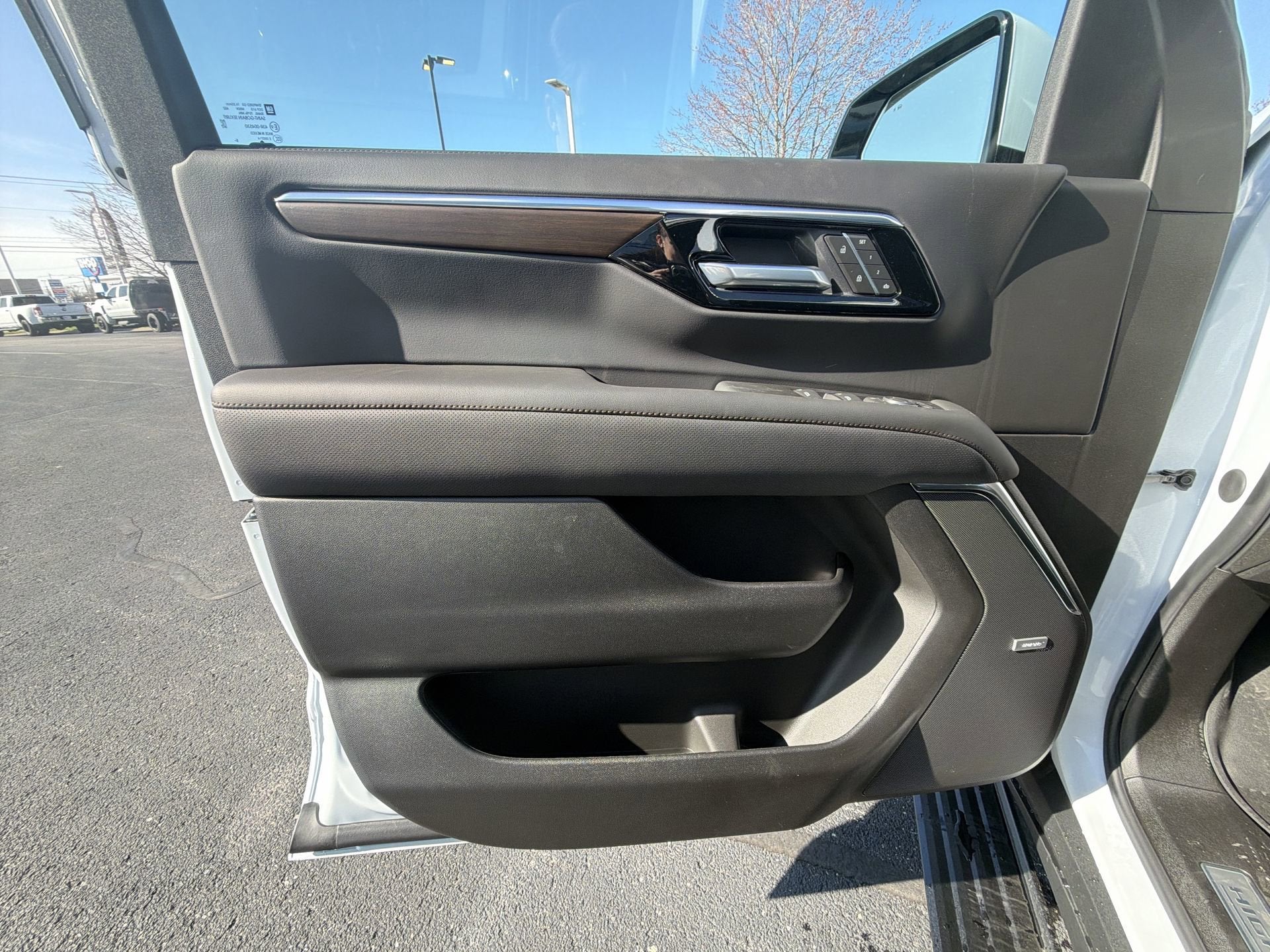 2026 Chevrolet Suburban 4DR 4WD