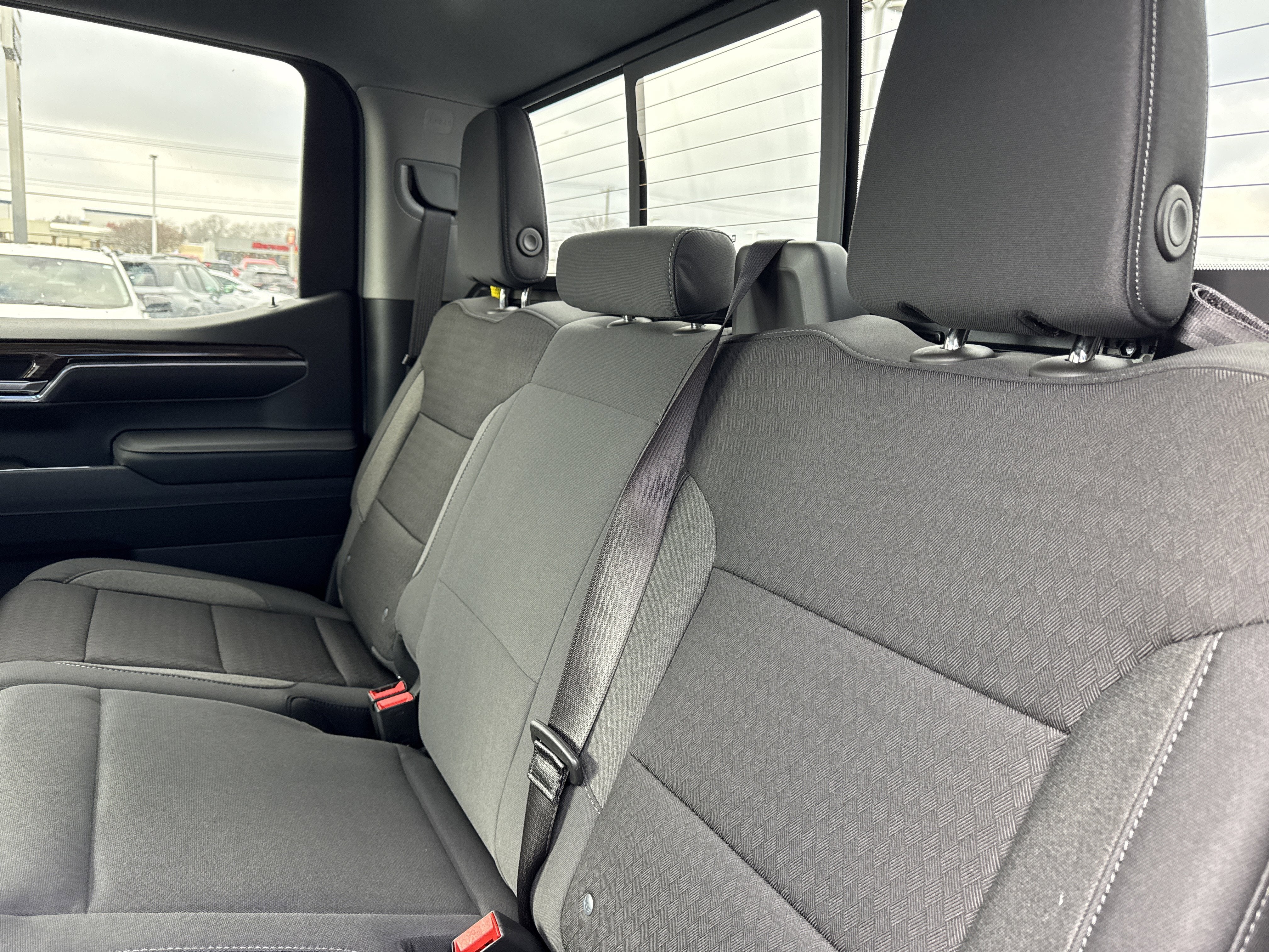 2026 Chevrolet Silverado 1500 4WD CREW 147