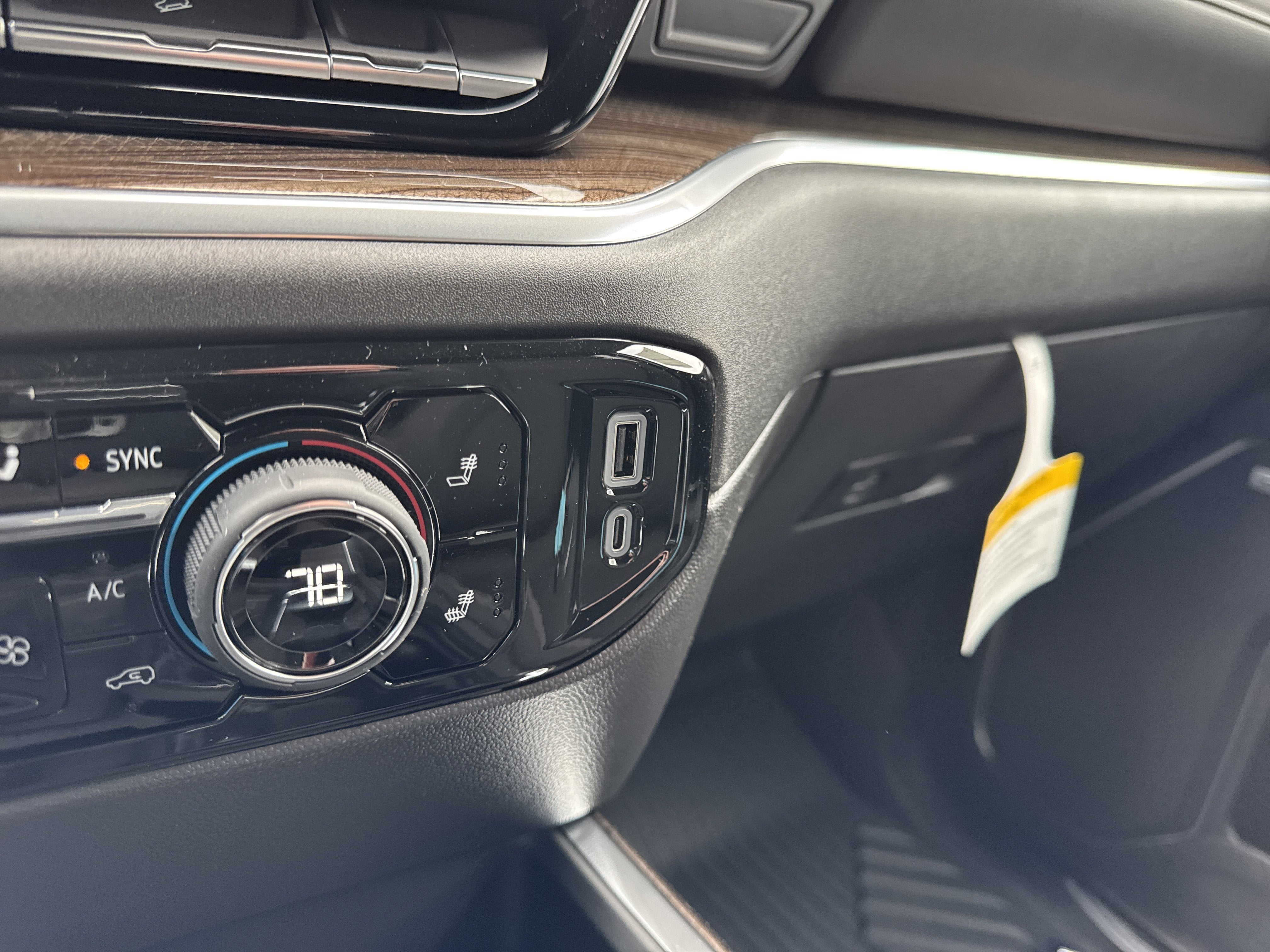 2026 Chevrolet Silverado 1500 4WD CREW 147