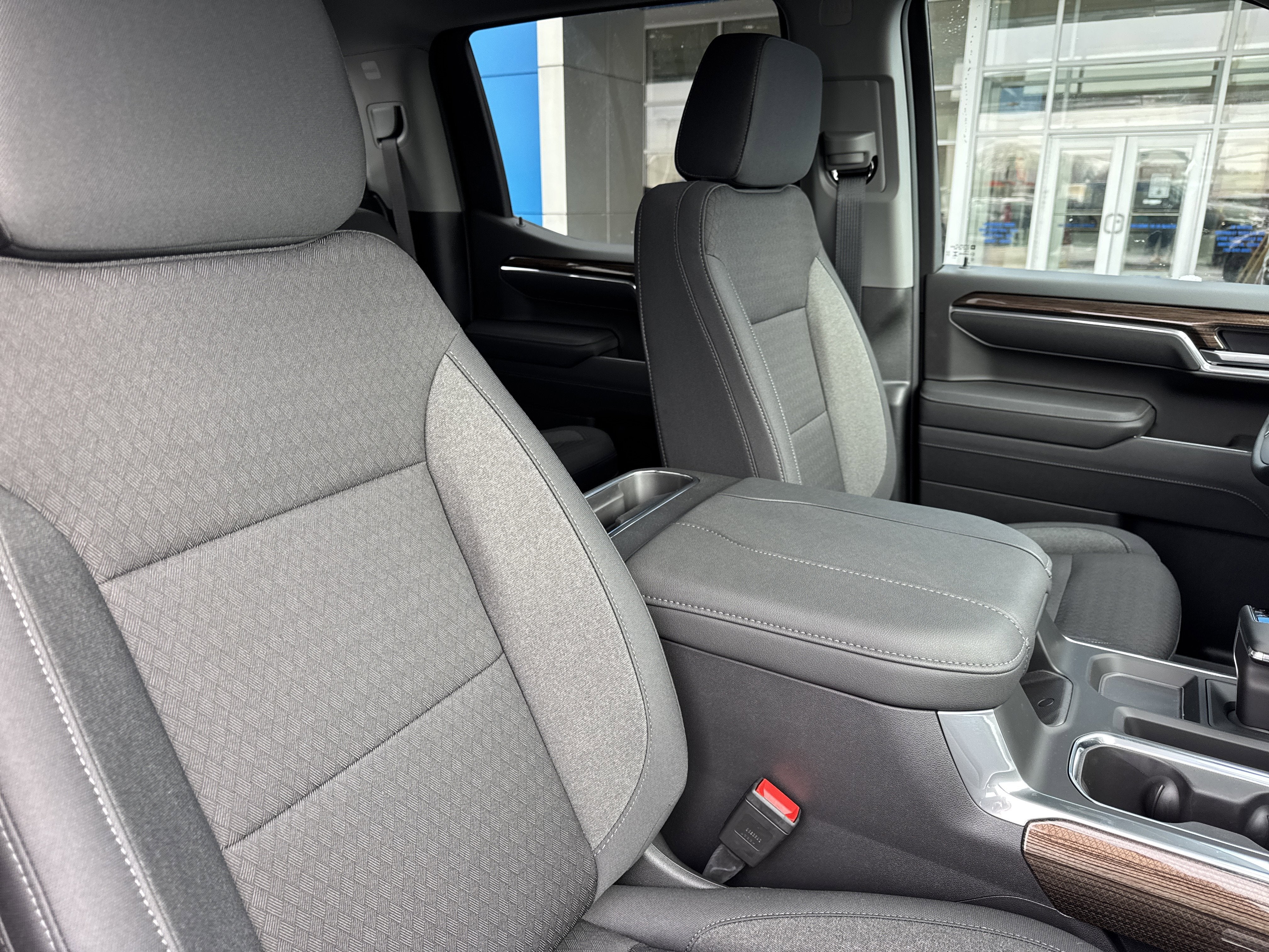 2026 Chevrolet Silverado 1500 4WD CREW 147