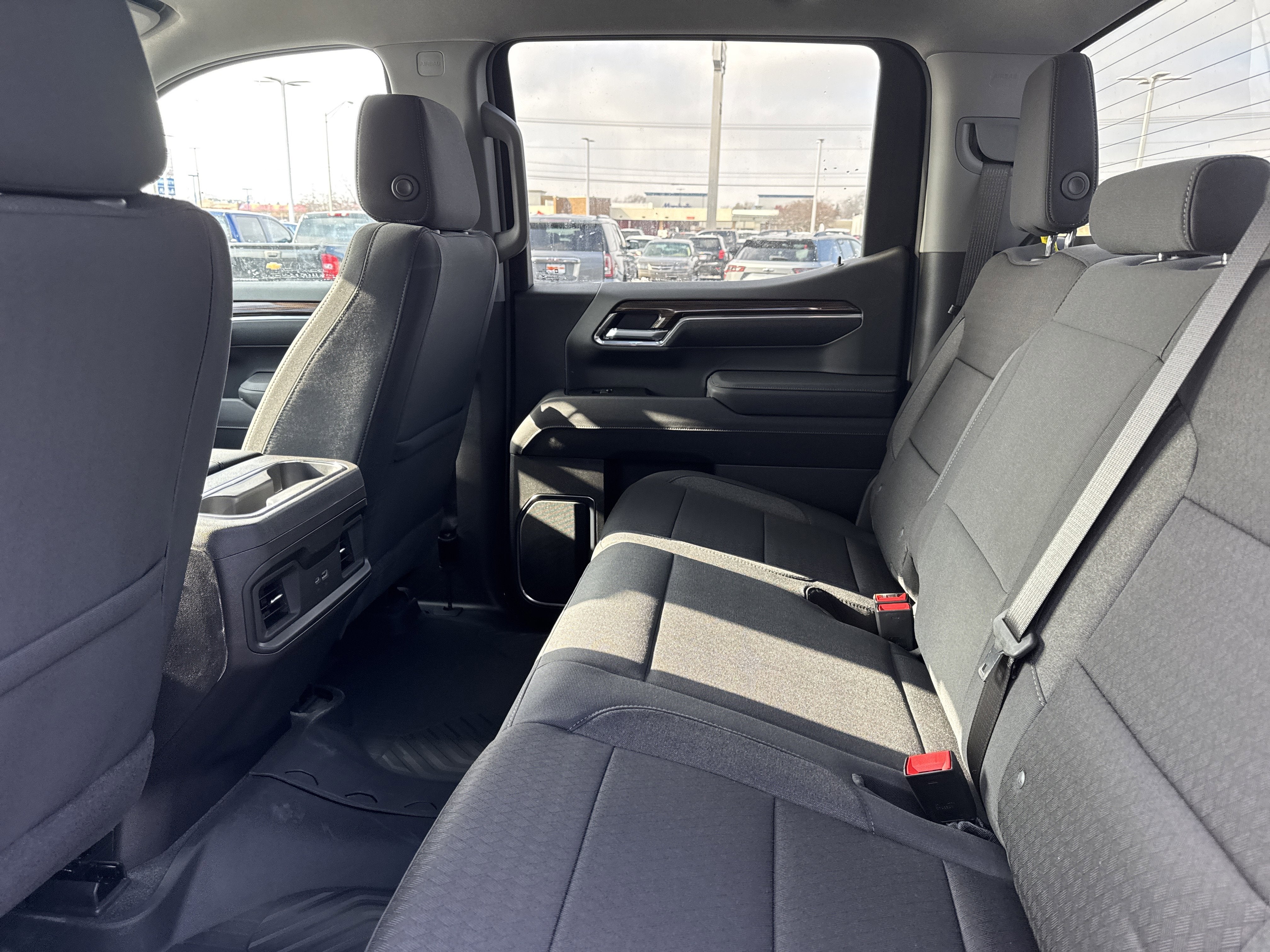 2026 Chevrolet Silverado 1500 4WD CREW 147