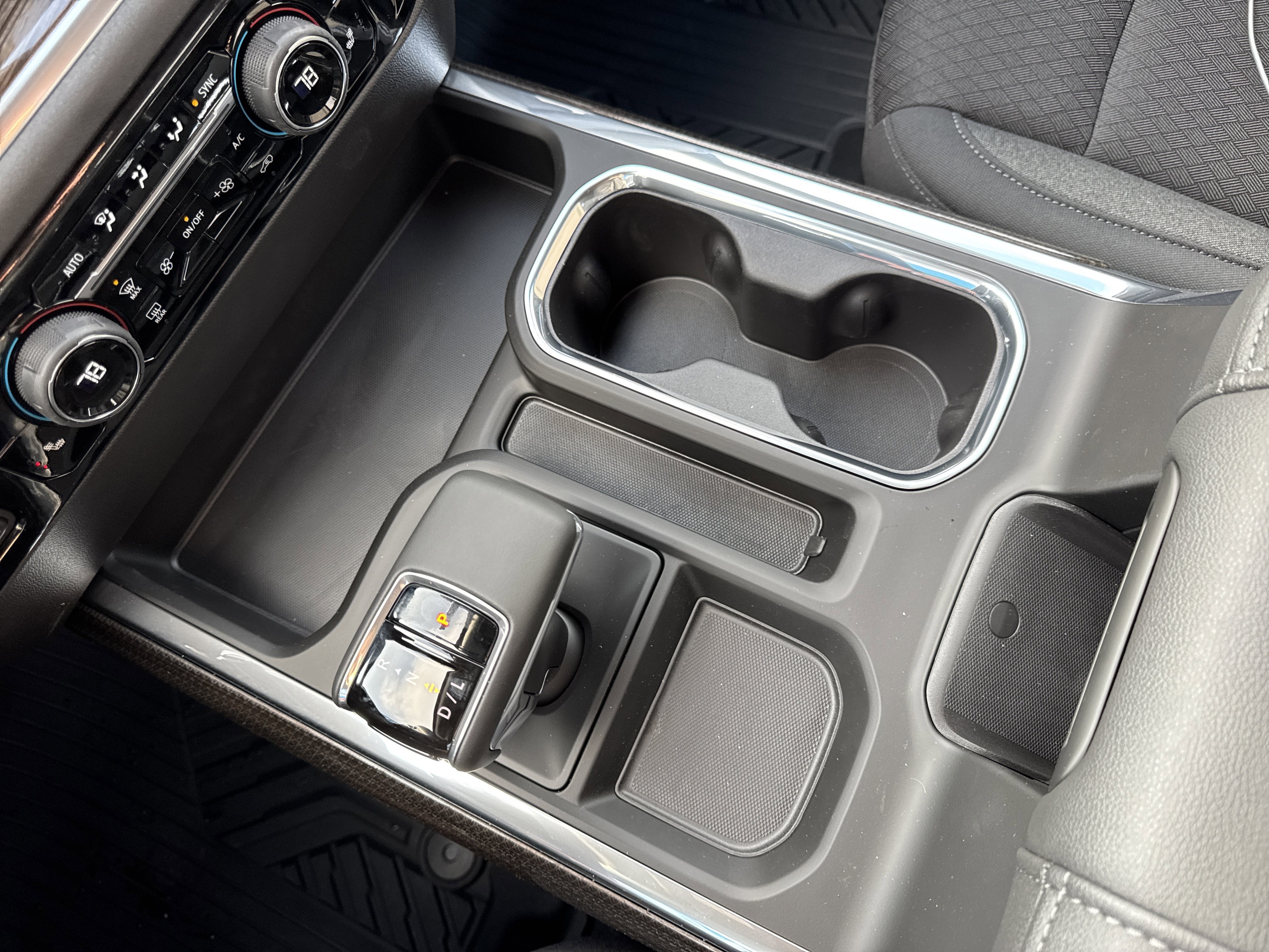 2026 Chevrolet Silverado 1500 4WD CREW 147