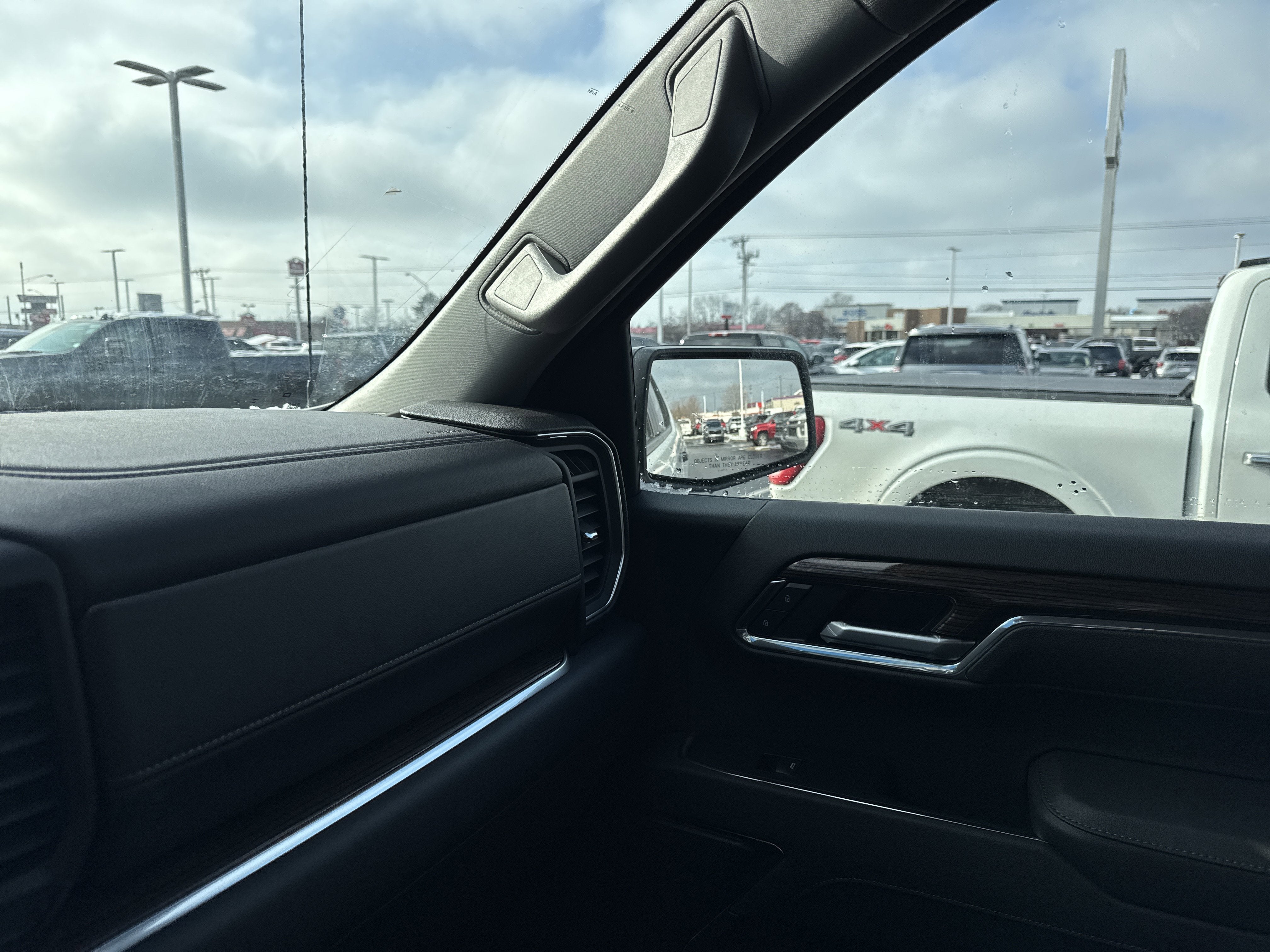 2026 Chevrolet Silverado 1500 4WD CREW 147