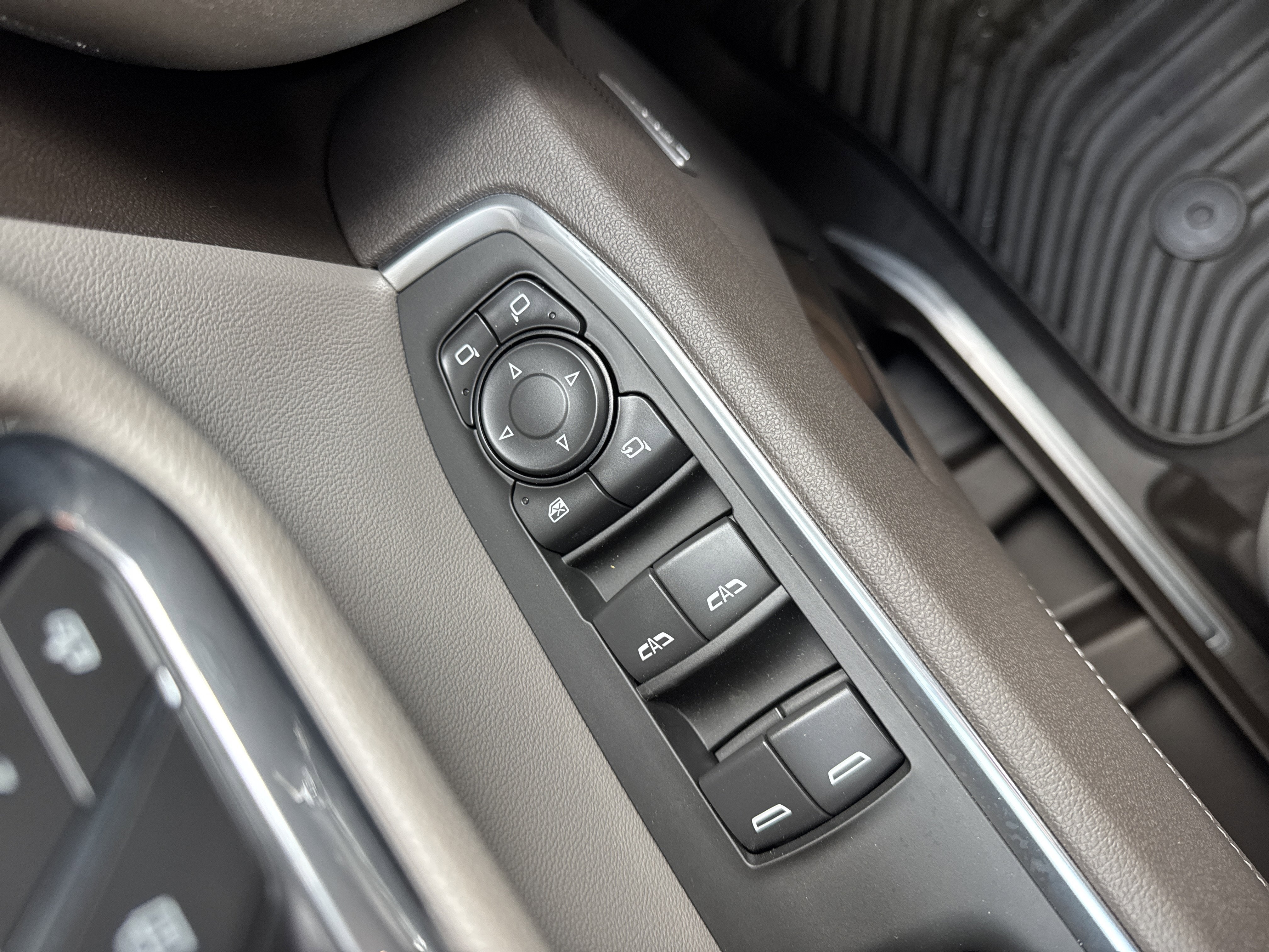 2026 Chevrolet Silverado 1500 4WD CREW 157