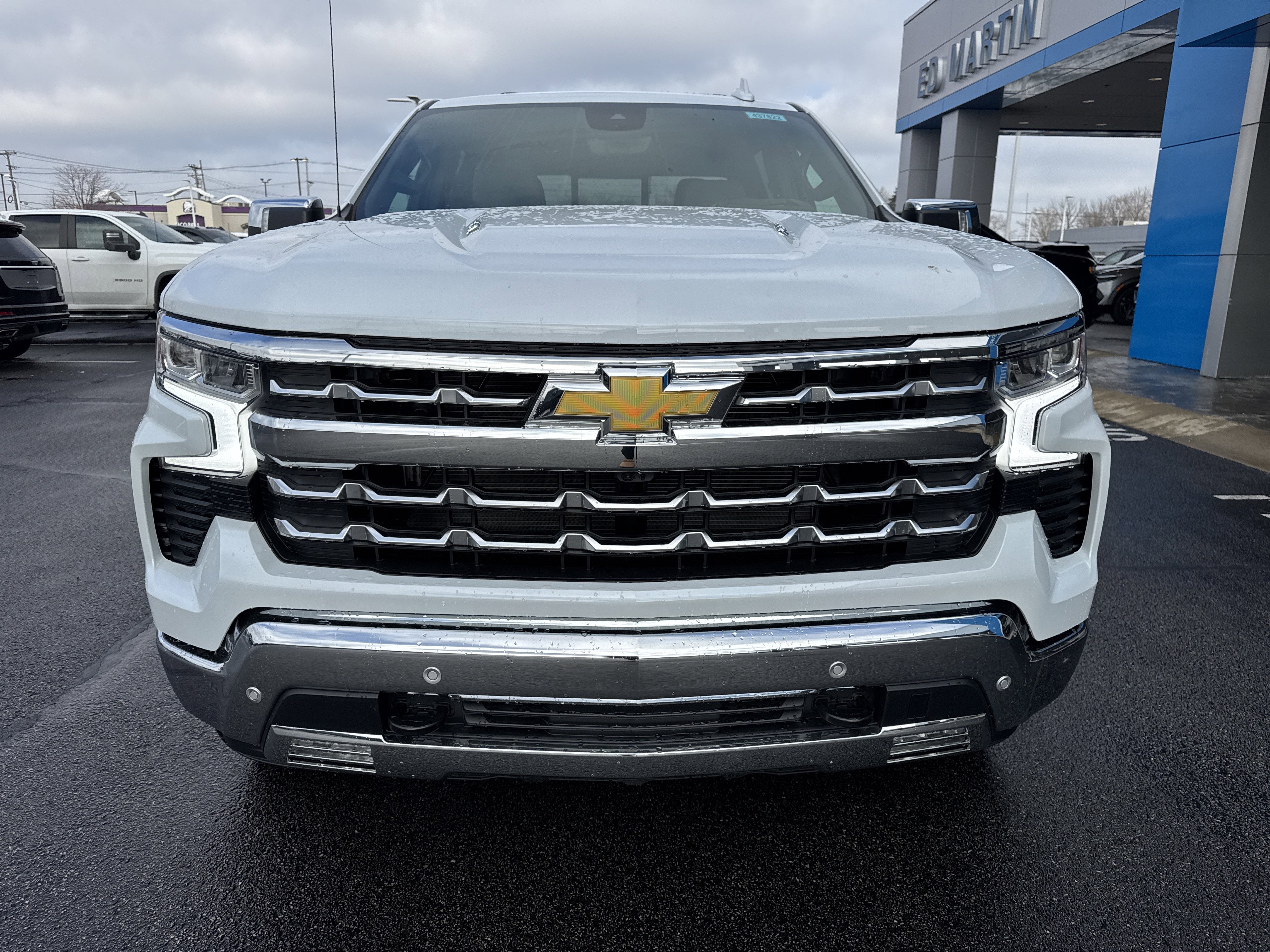 2026 Chevrolet Silverado 1500 4WD CREW 157