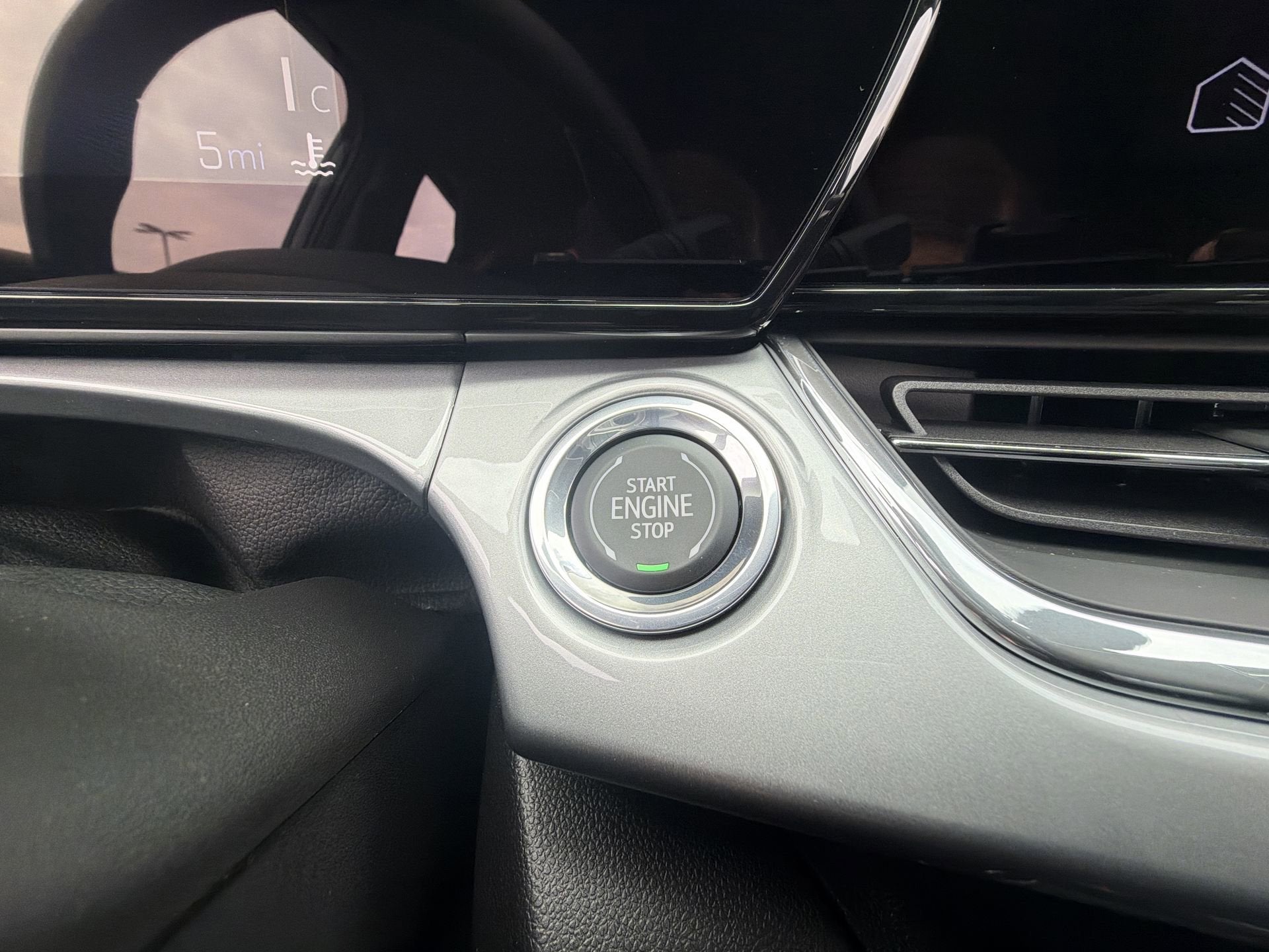 2026 Chevrolet Trax 4DR FWD