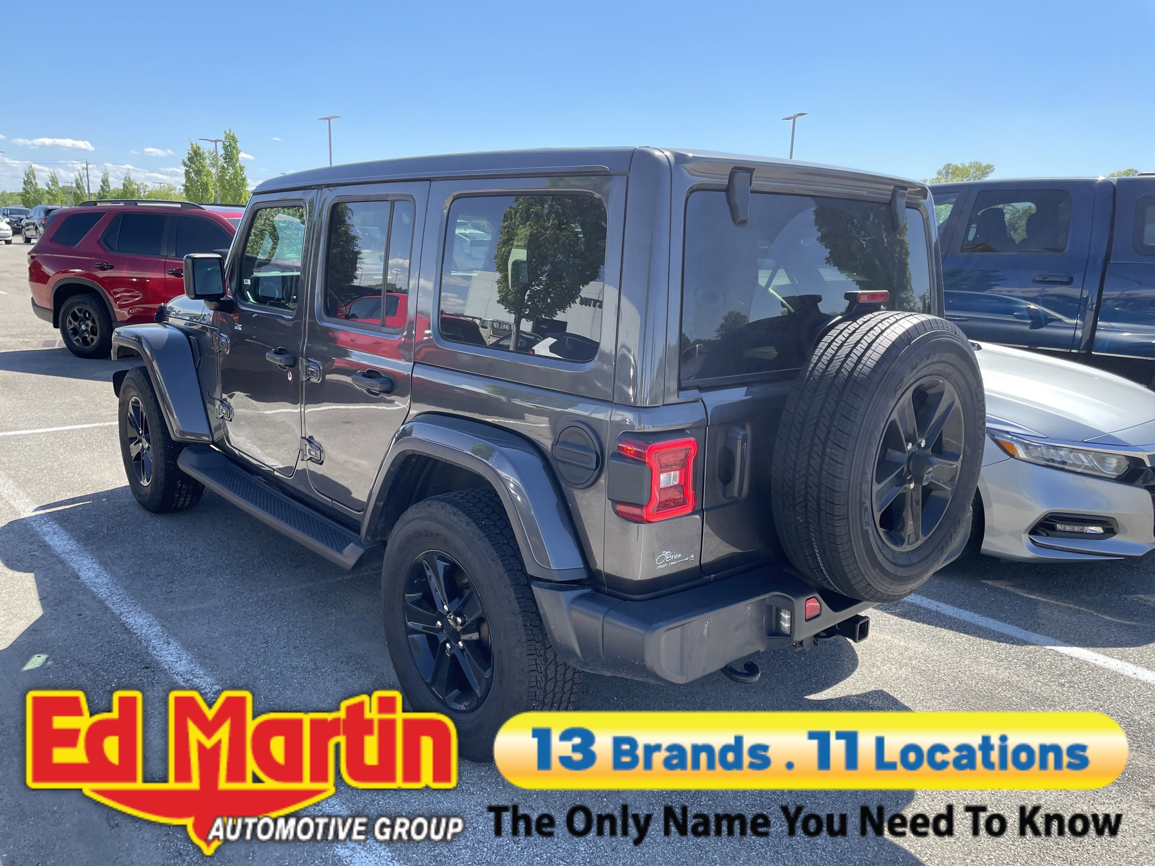 2020 Jeep Wrangler Unlimited Sahara Altitude