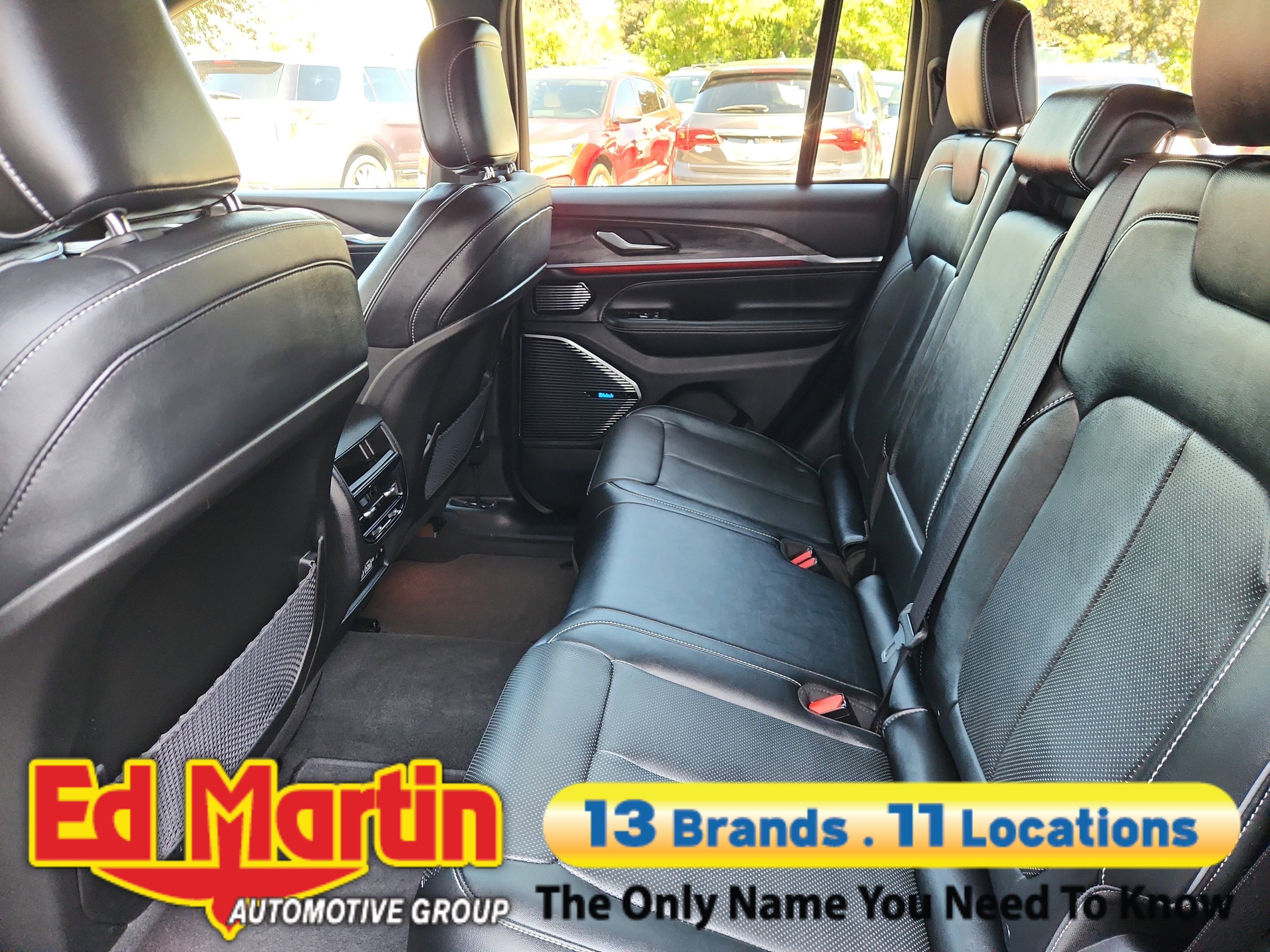 2022 Jeep Grand Cherokee Overland