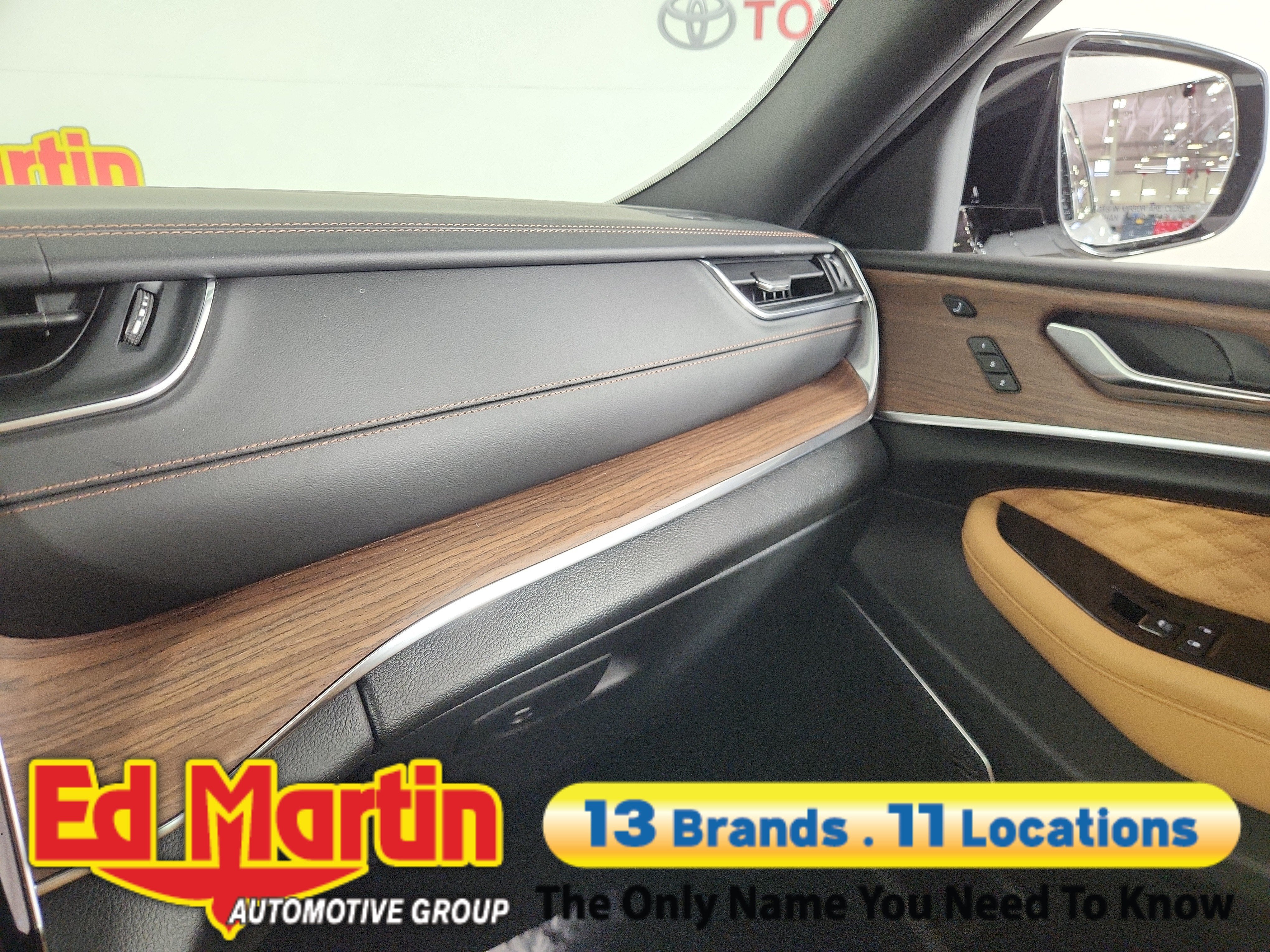2024 Jeep Grand Cherokee Summit