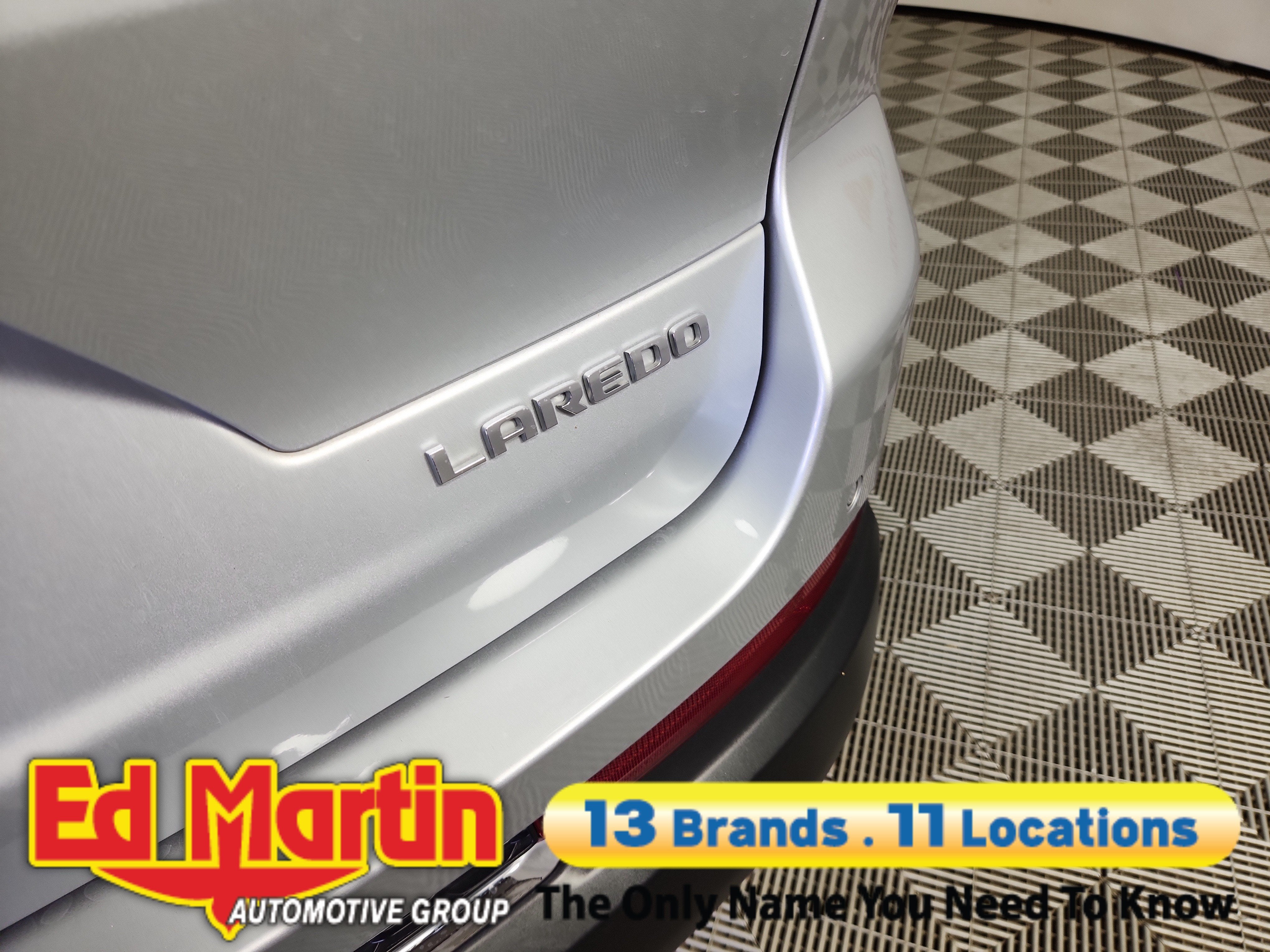 2023 Jeep Grand Cherokee L Laredo