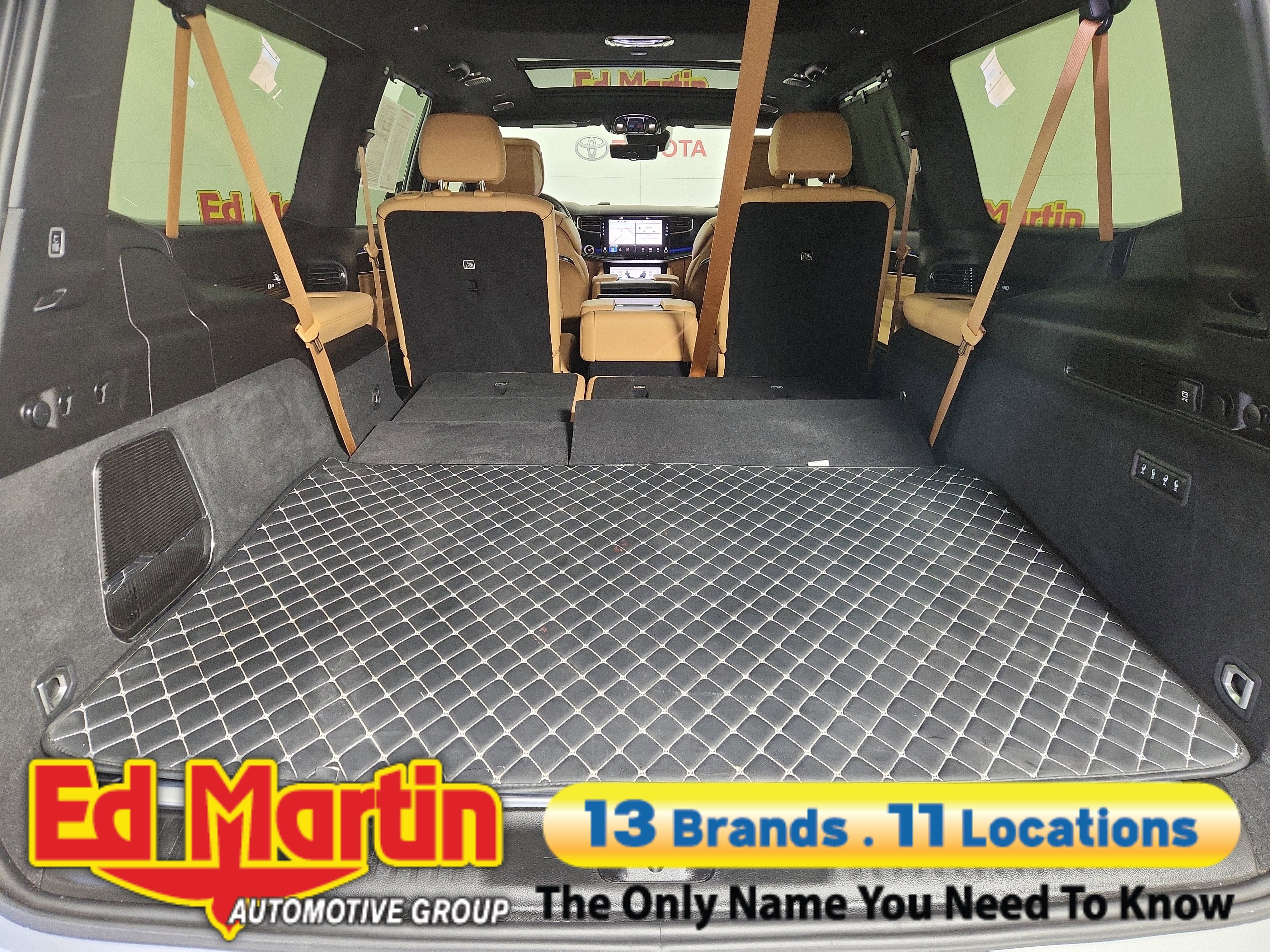 2025 Jeep Grand Wagoneer L Series III Obsidian