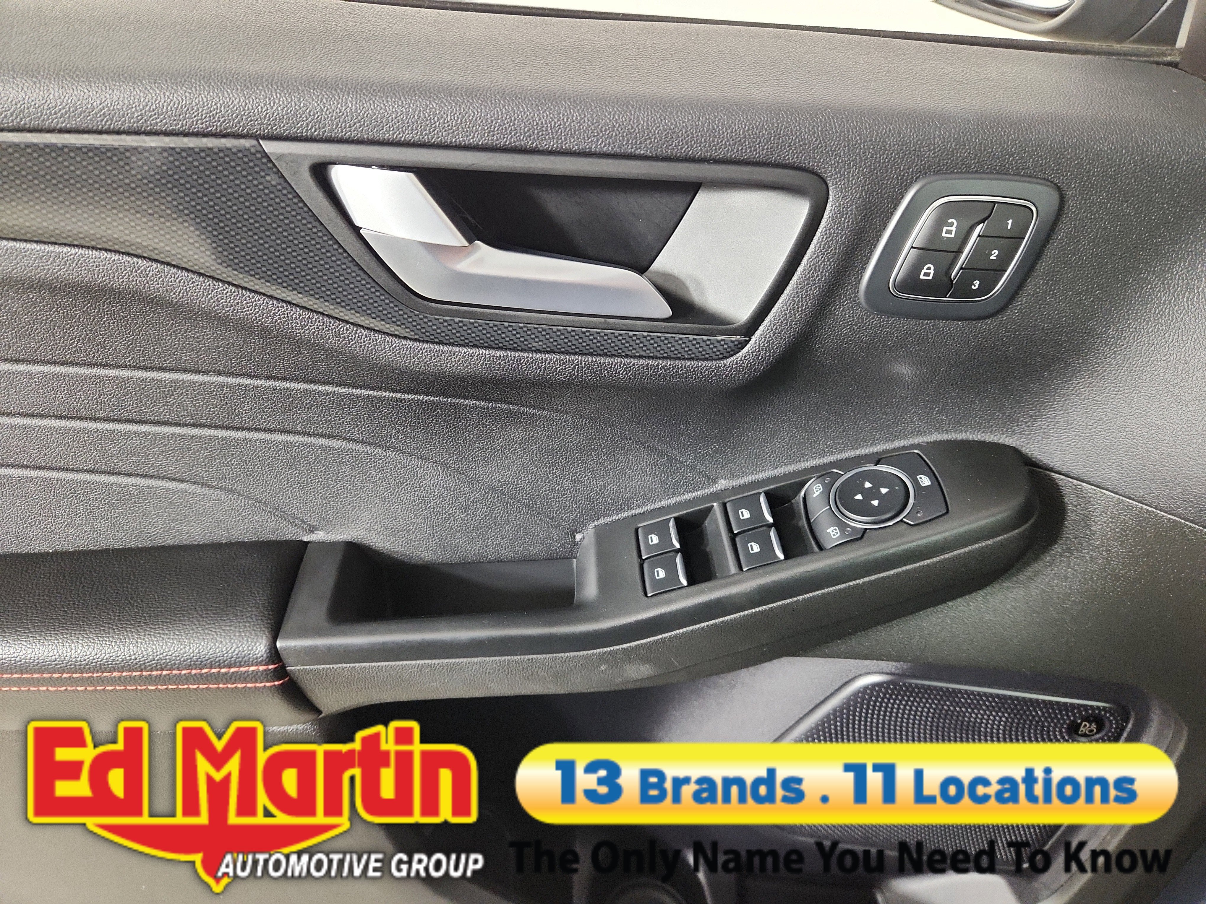 2023 Ford Escape ST-Line Select