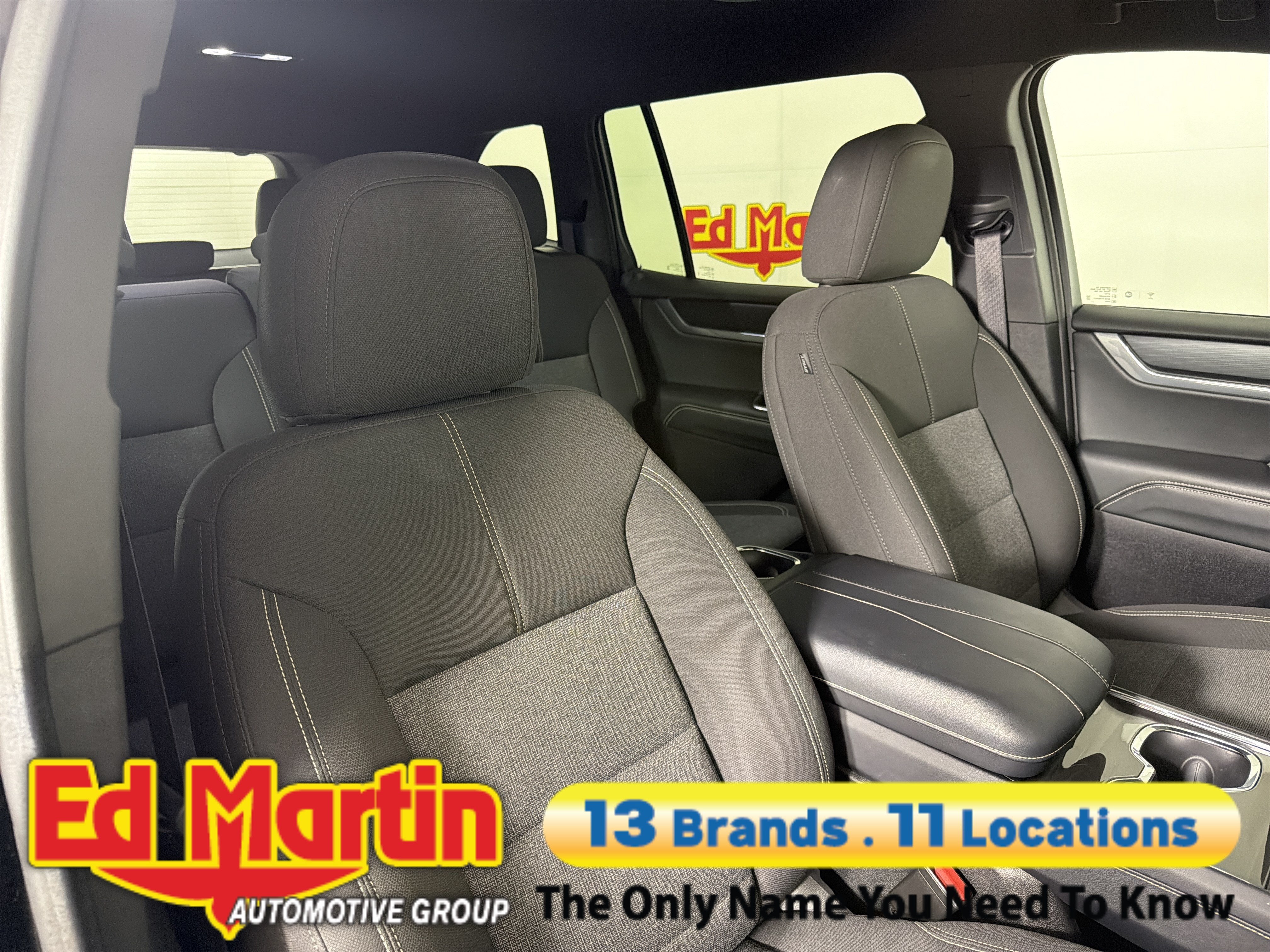2025 GMC Acadia FWD Elevation