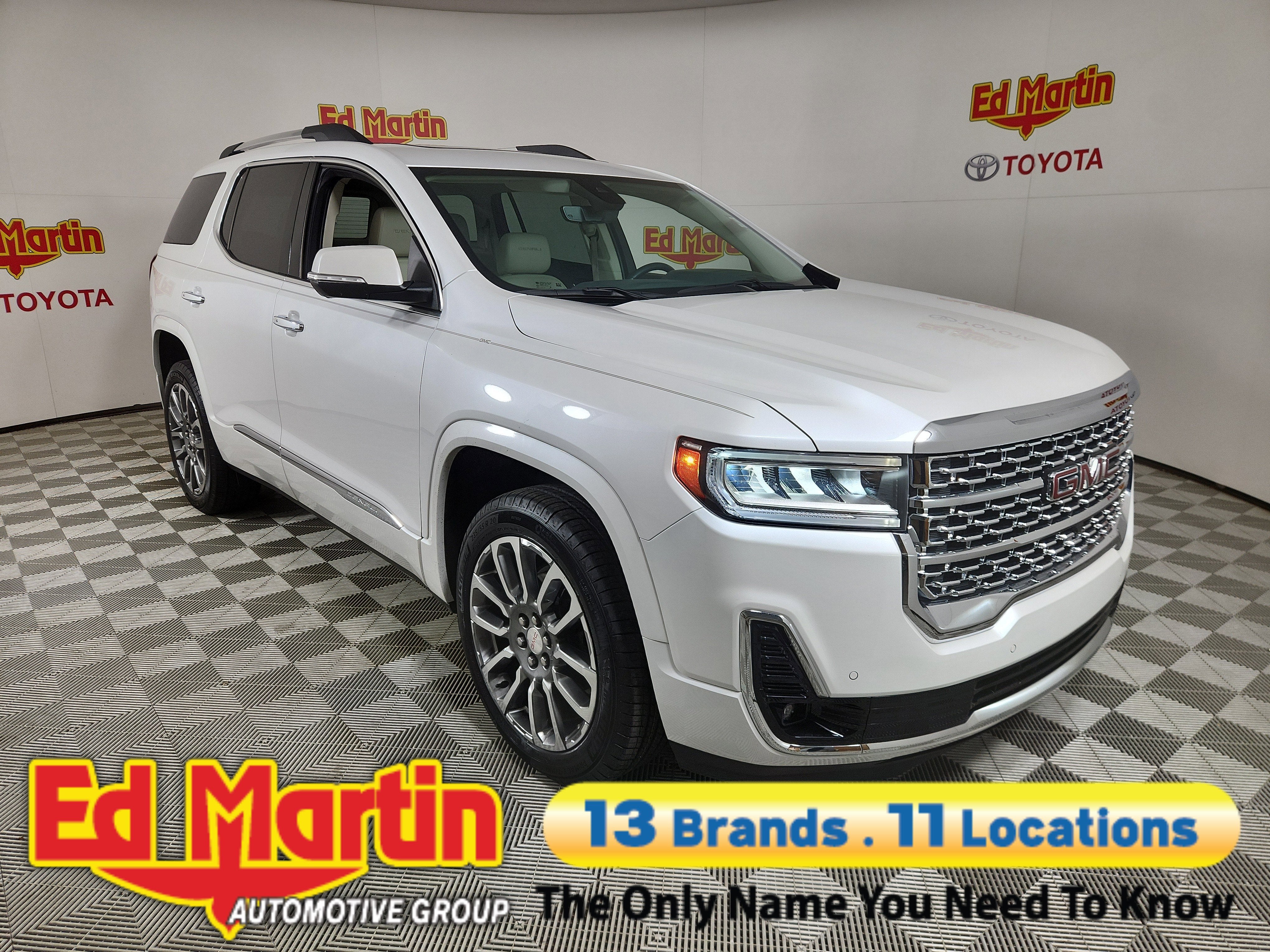 2023 GMC Acadia Denali