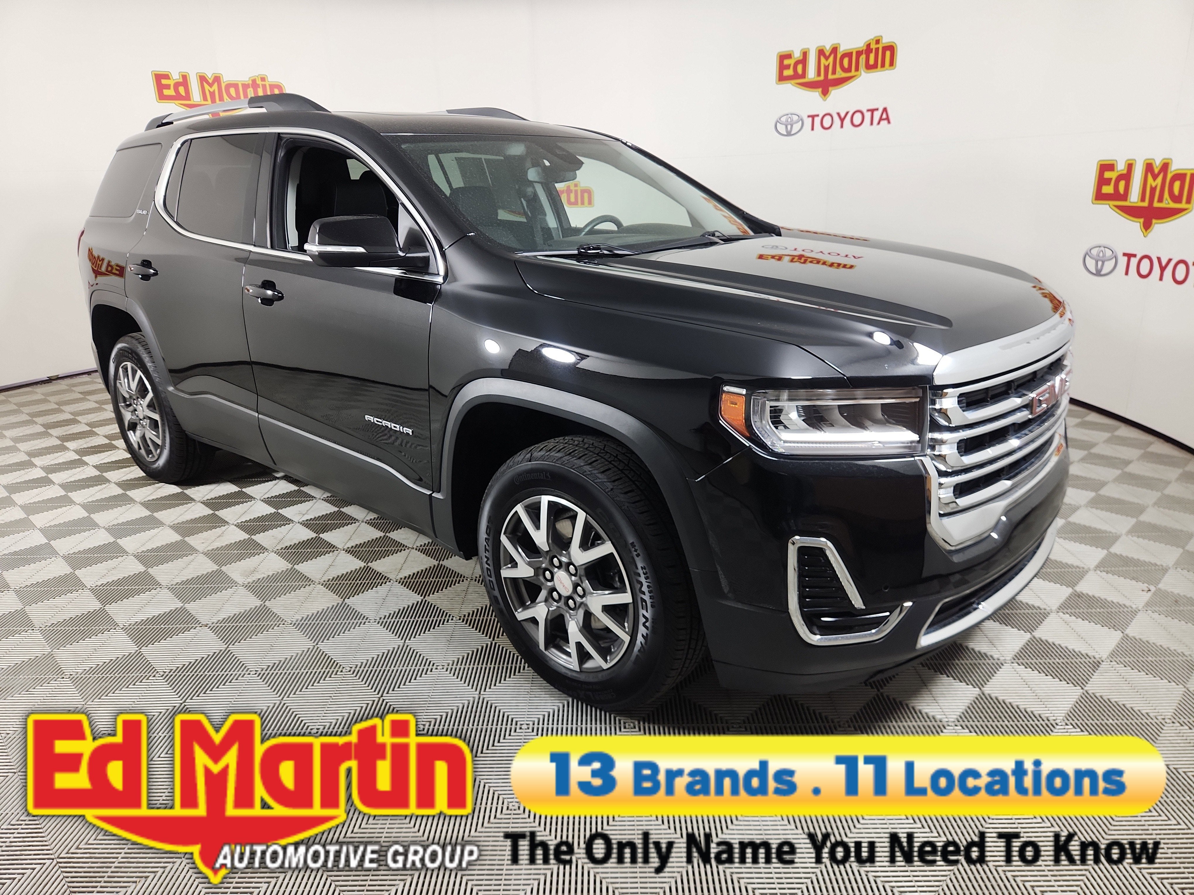 2023 GMC Acadia SLE