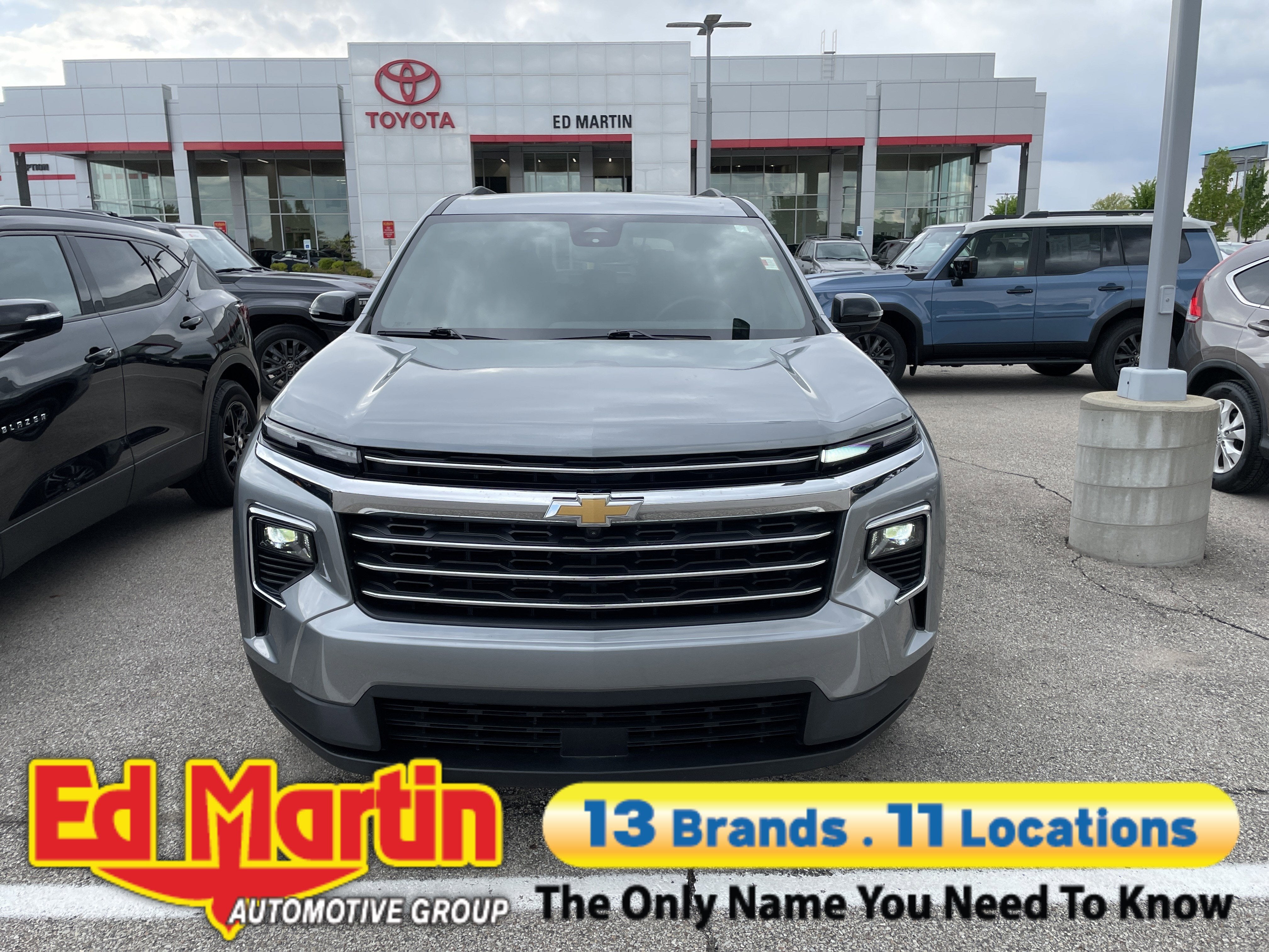 2025 Chevrolet Traverse AWD LT