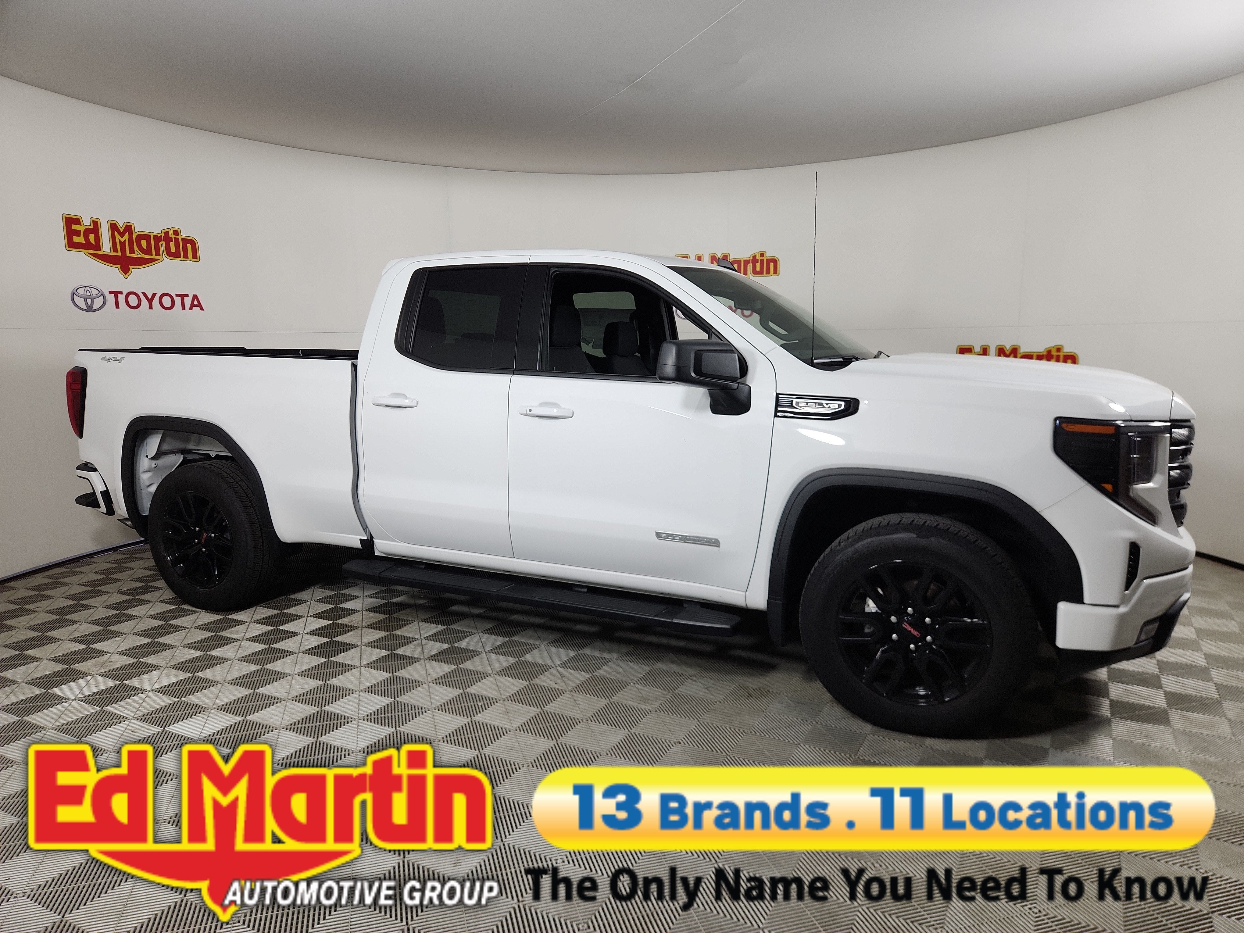 2023 GMC Sierra 1500 Elevation