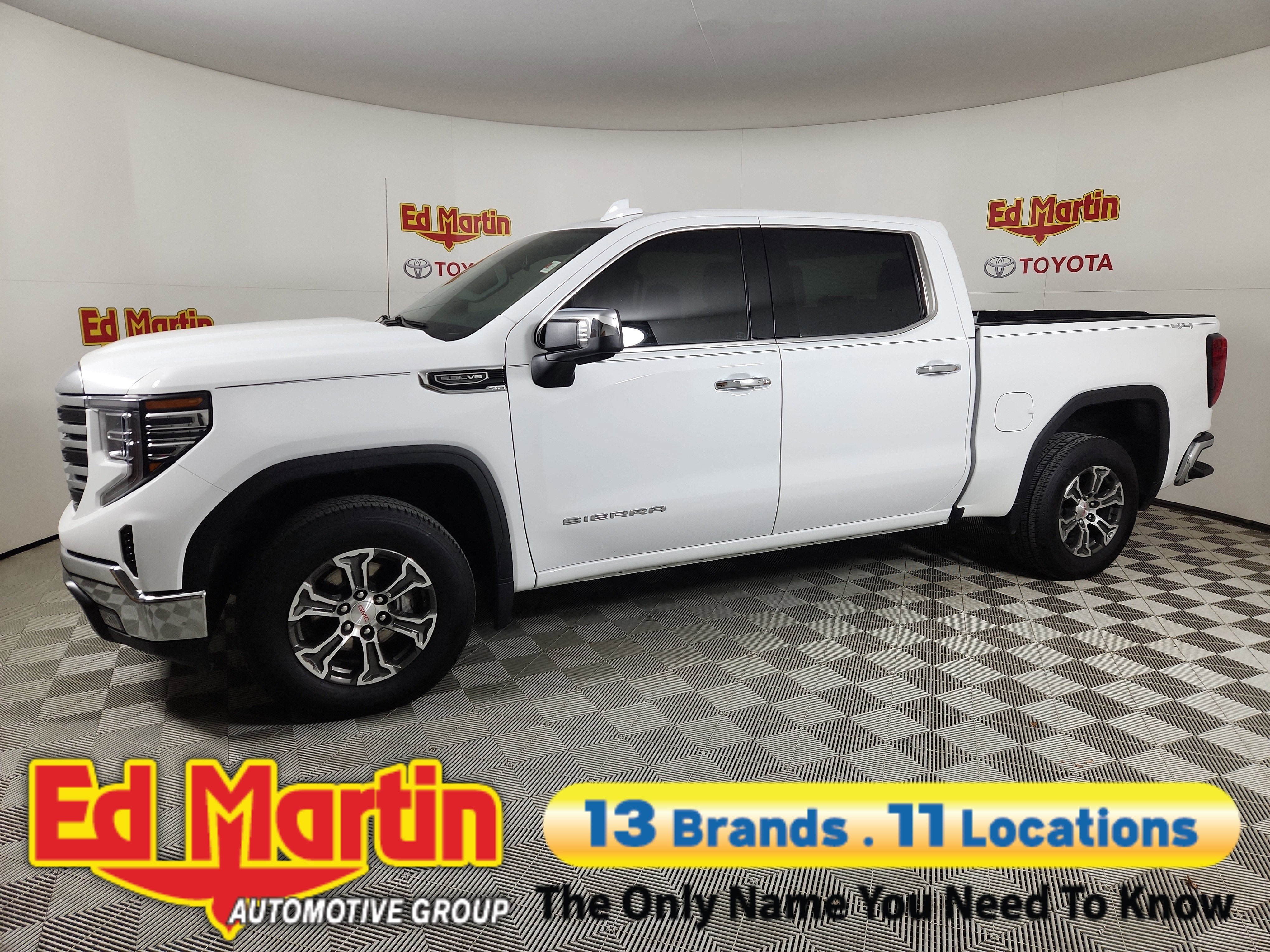 2024 GMC Sierra 1500 SLT