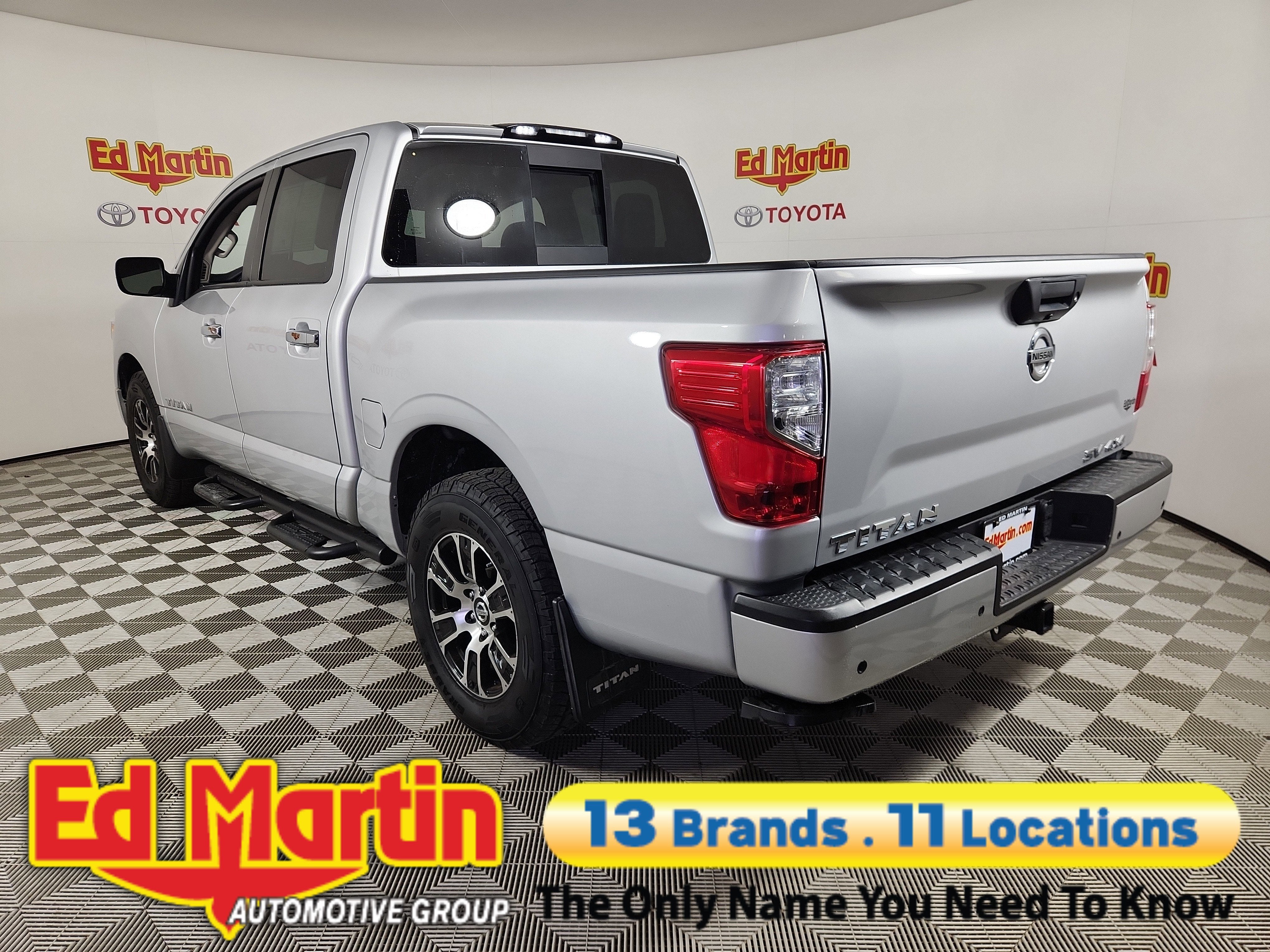 2021 Nissan Titan SV
