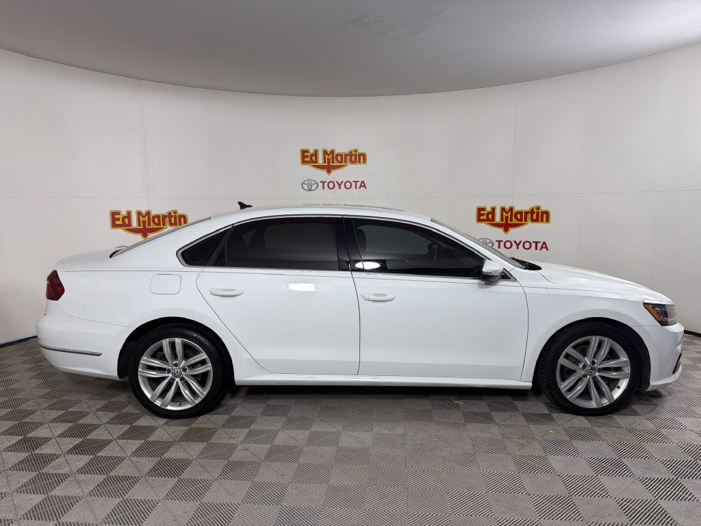 2018 Volkswagen Passat 2.0T SE