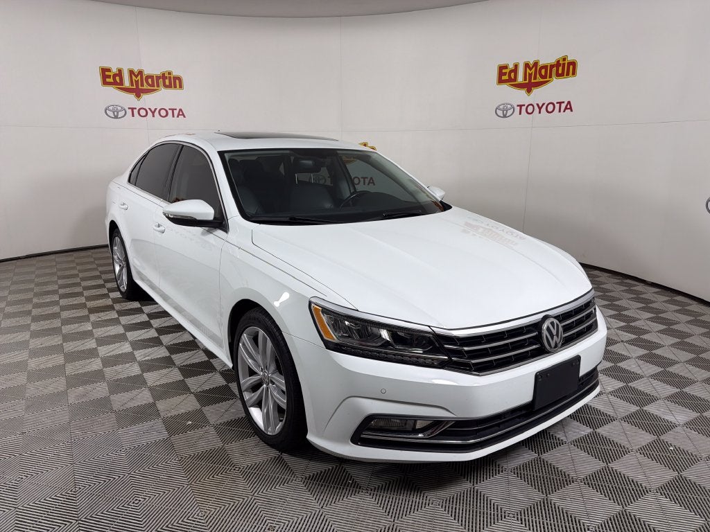 2018 Volkswagen Passat 2.0T SE
