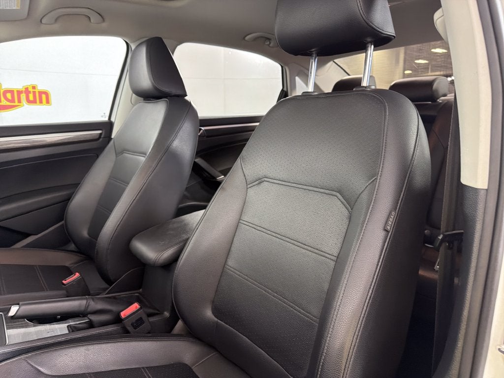 2018 Volkswagen Passat 2.0T SE