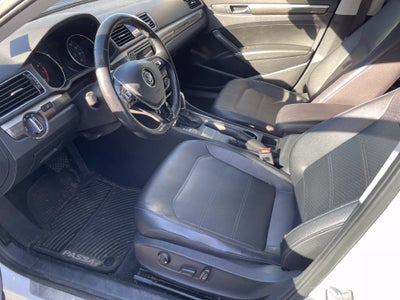 2018 Volkswagen Passat 2.0T SE