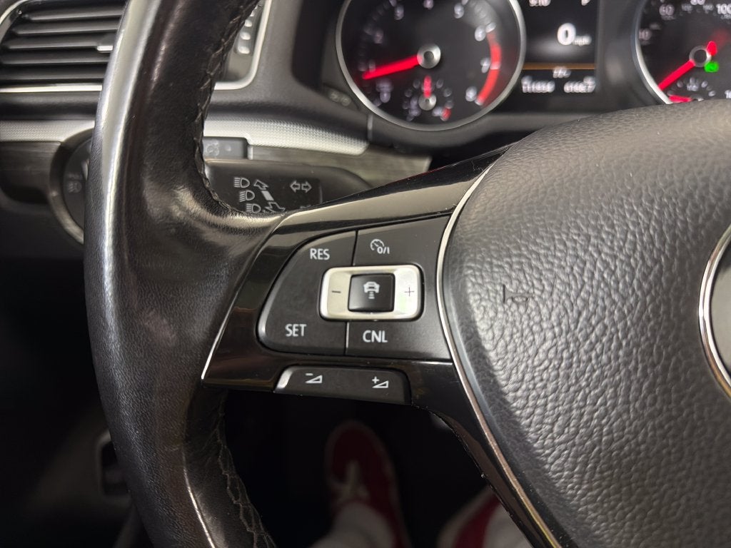 2018 Volkswagen Passat 2.0T SE