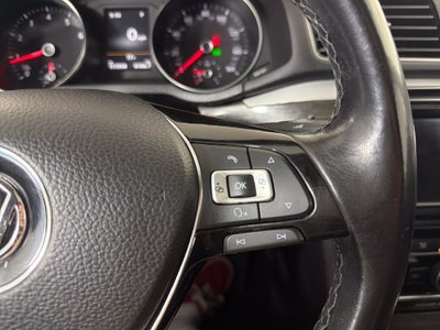 2018 Volkswagen Passat 2.0T SE