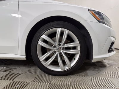 2018 Volkswagen Passat 2.0T SE