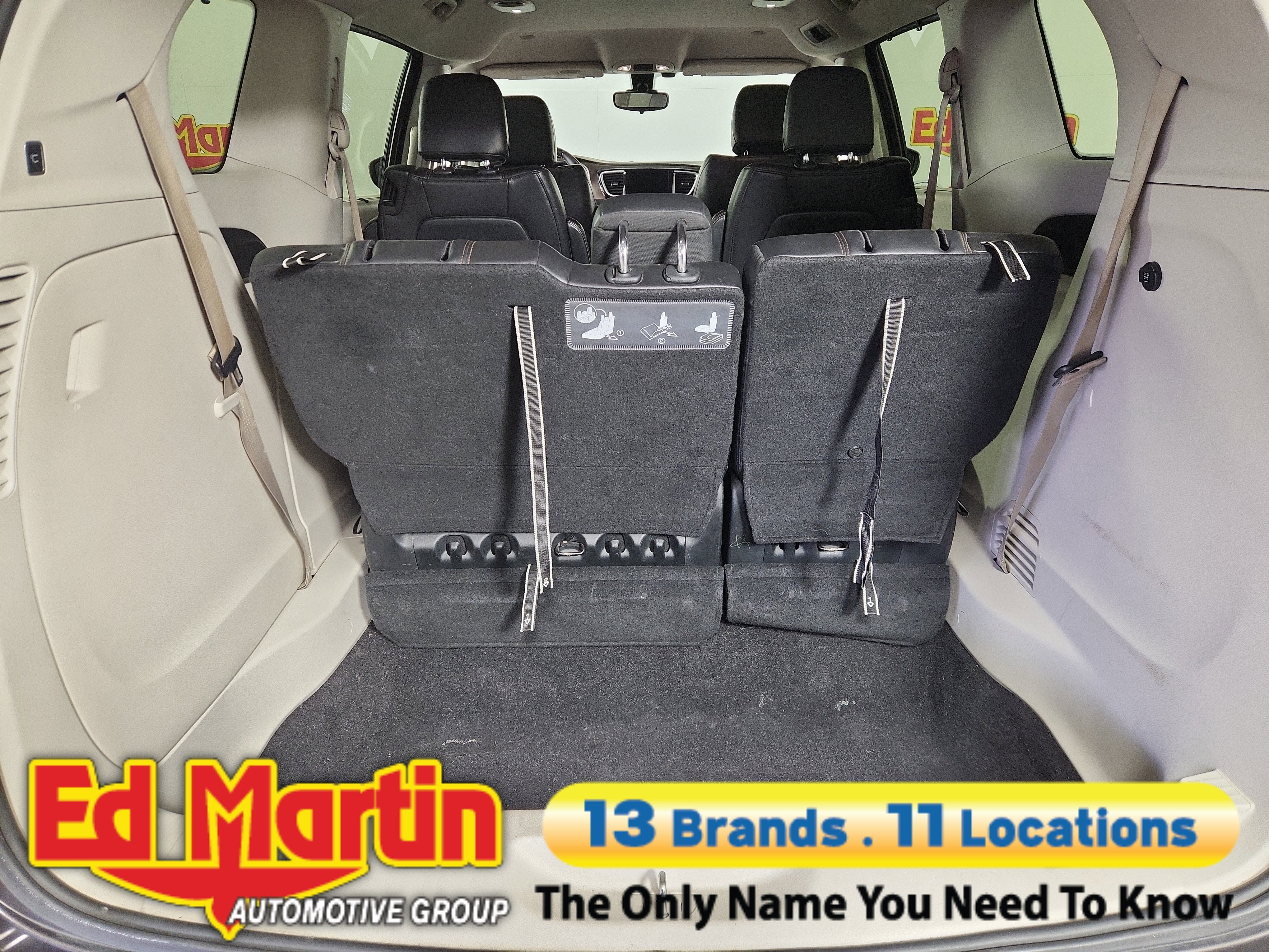 2017 Chrysler Pacifica Touring-L