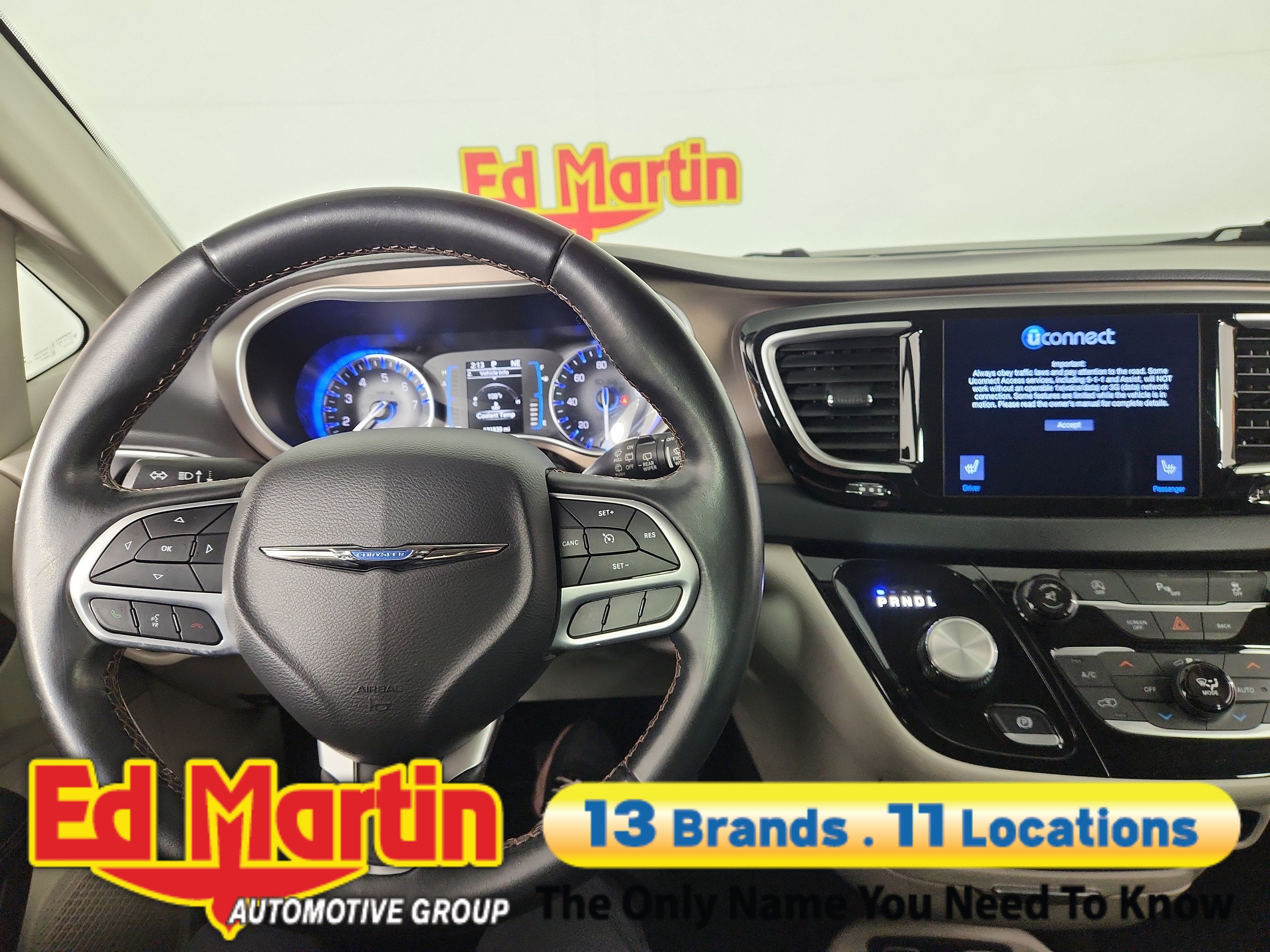 2017 Chrysler Pacifica Touring-L