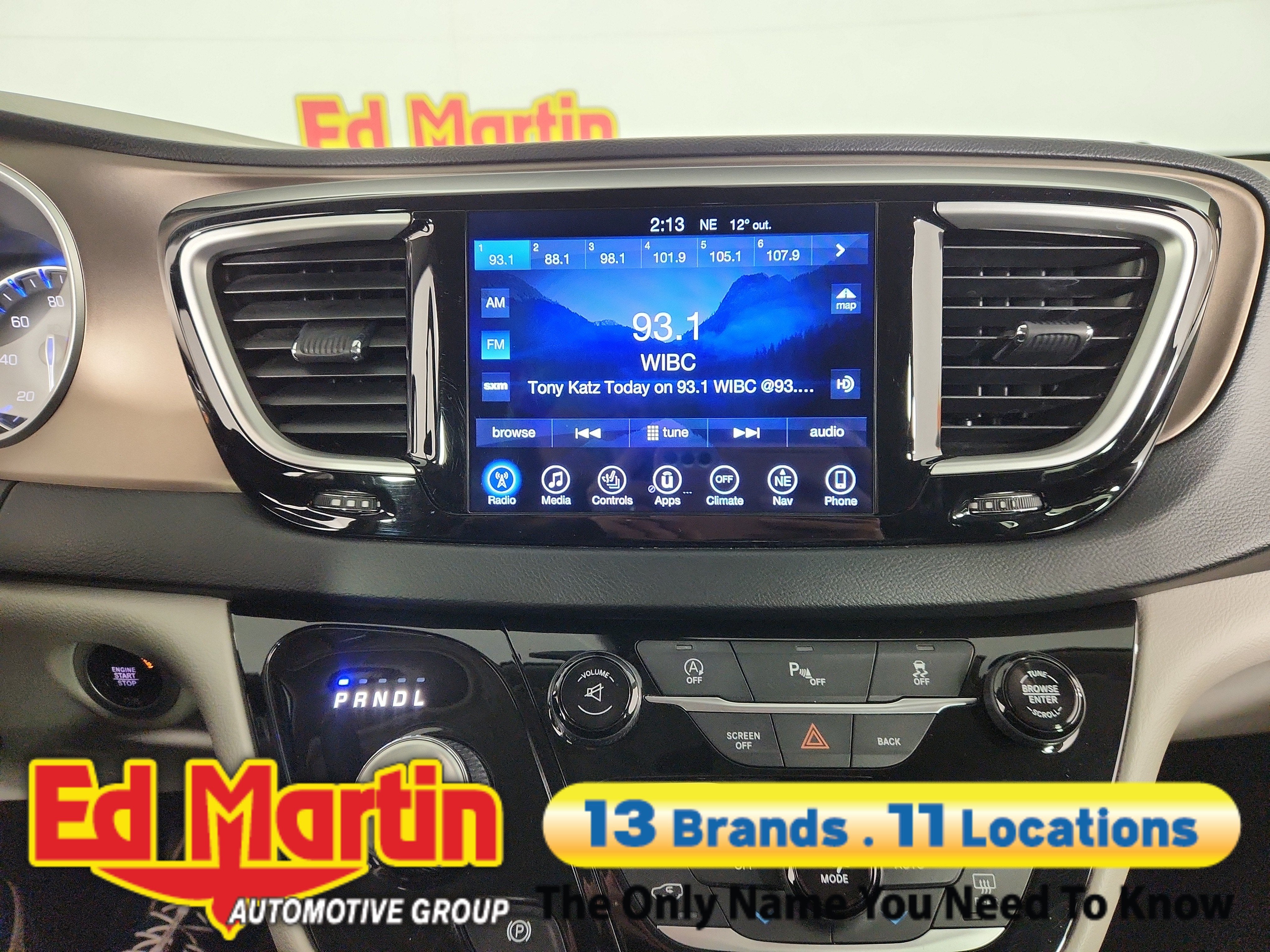 2017 Chrysler Pacifica Touring-L