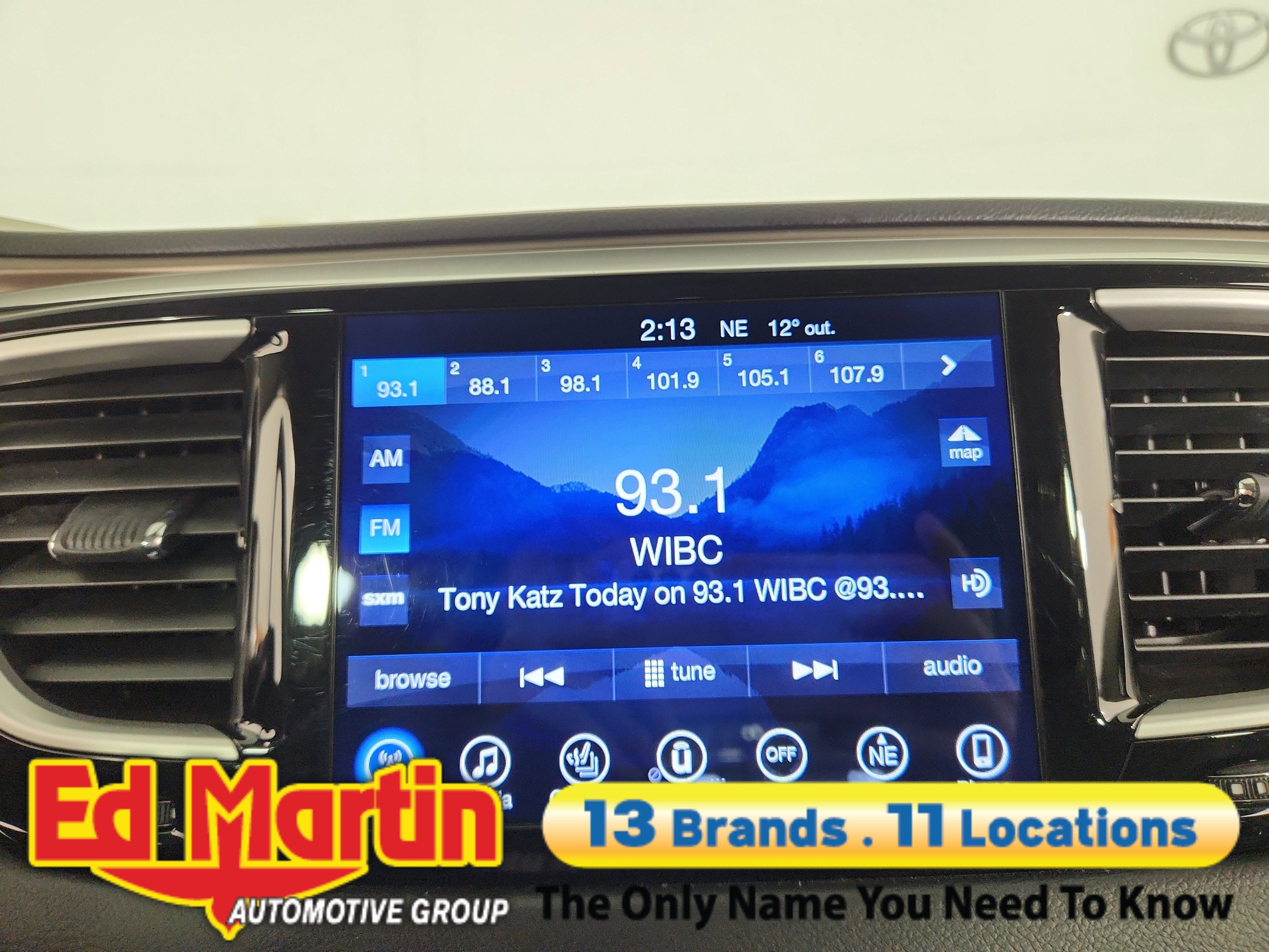 2017 Chrysler Pacifica Touring-L