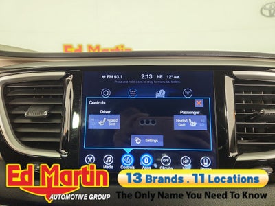 2017 Chrysler Pacifica Touring-L