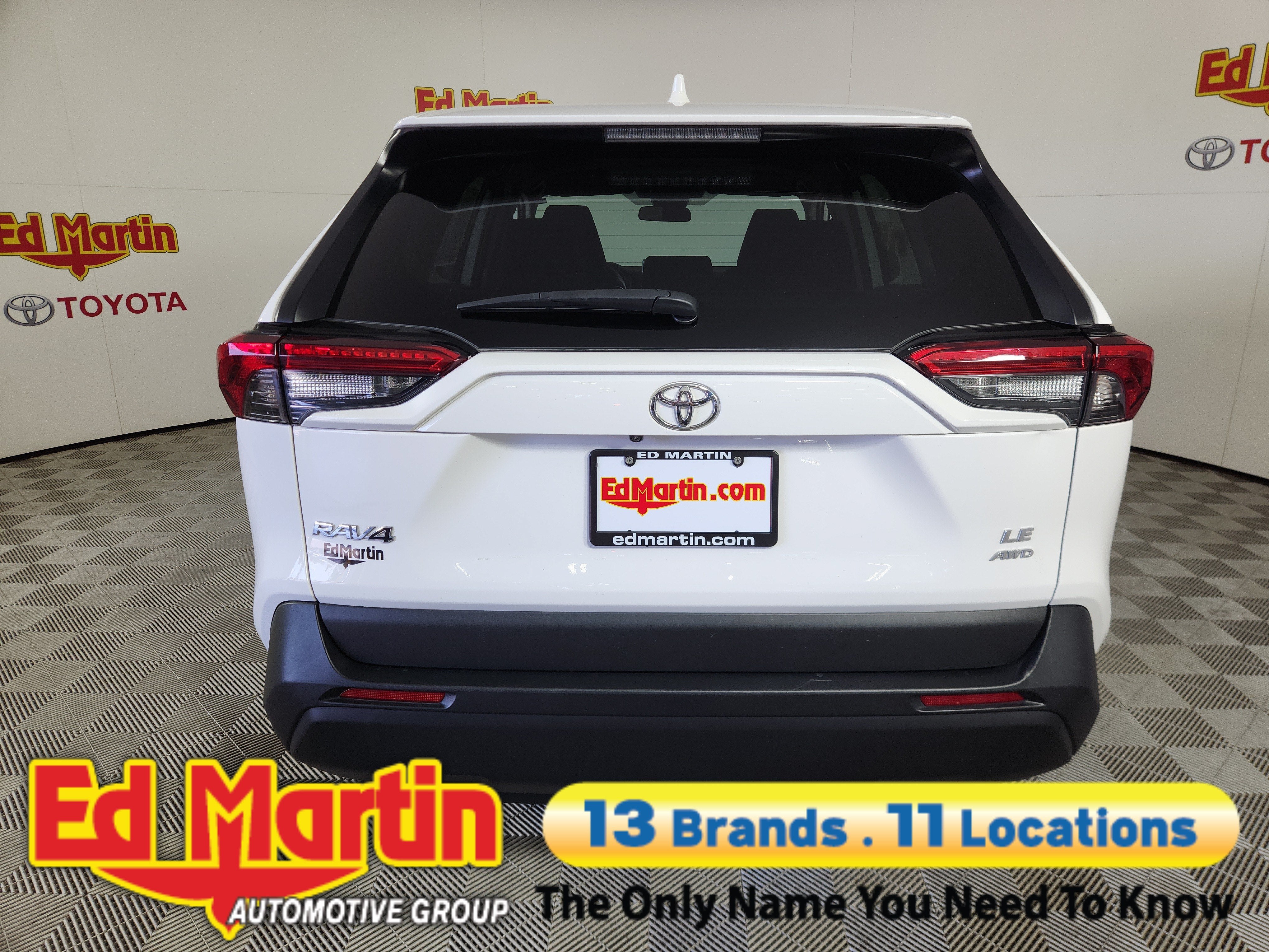 2024 Toyota RAV4 LE