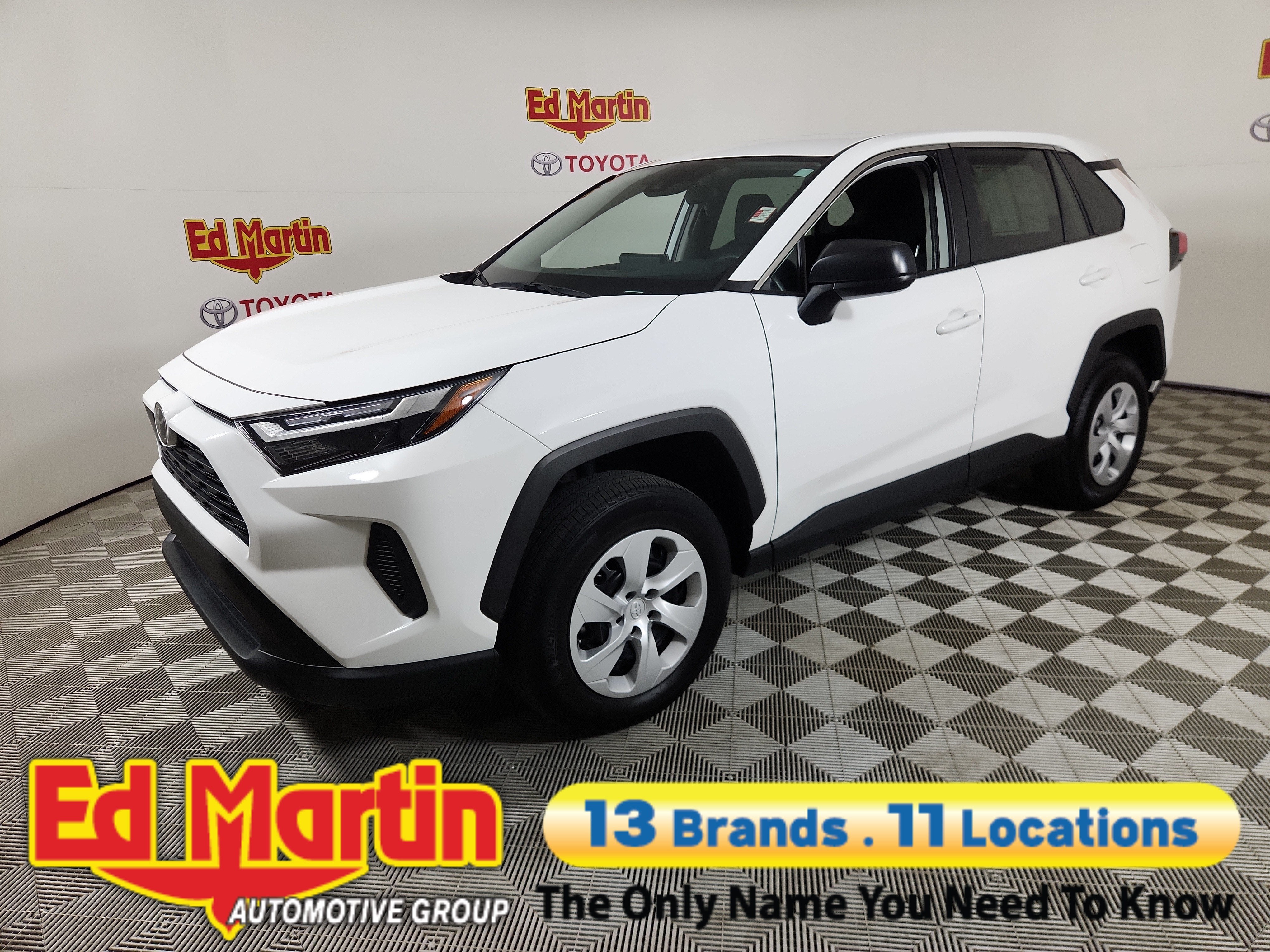2024 Toyota RAV4 LE