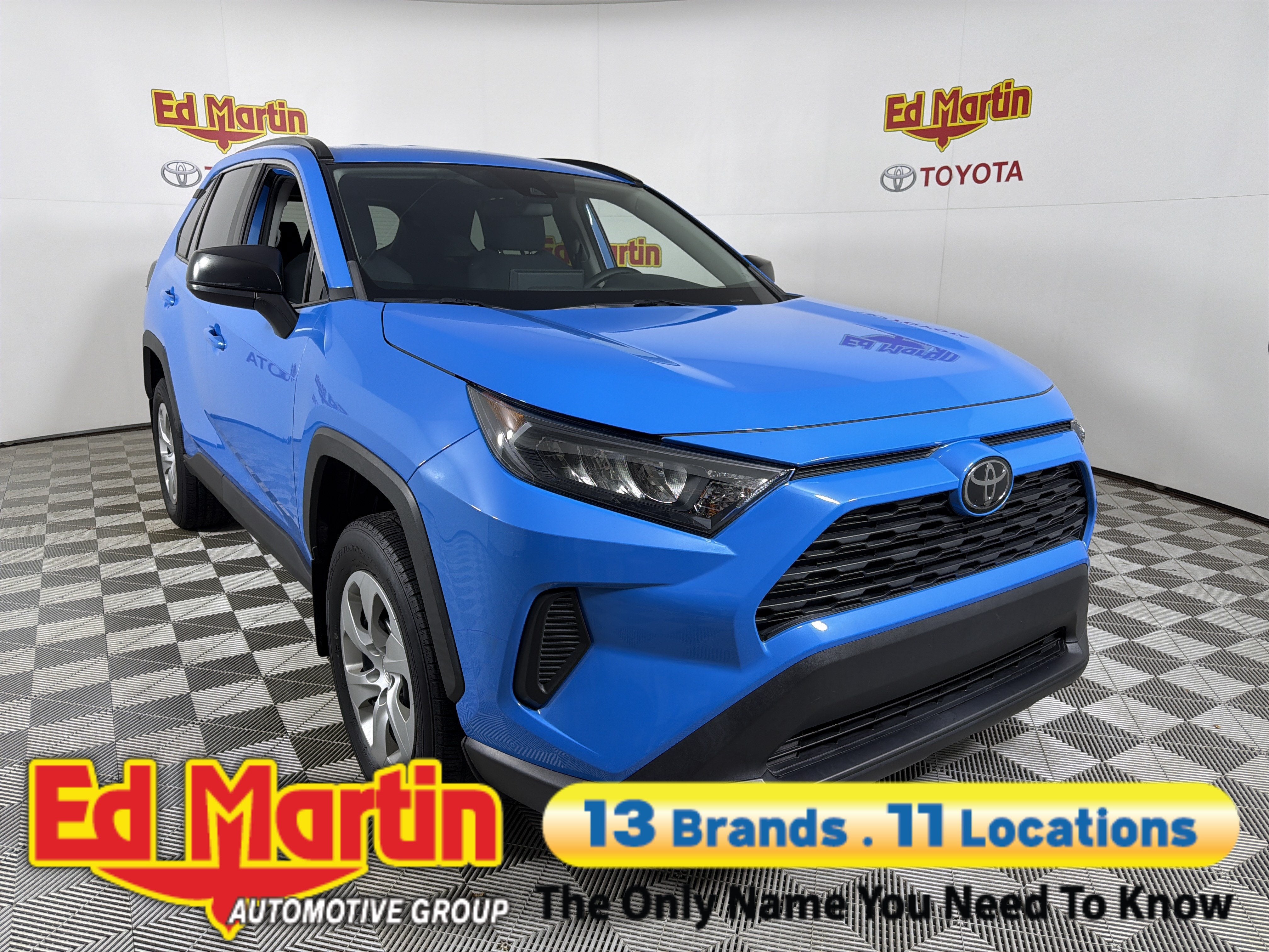 2019 Toyota RAV4 LE