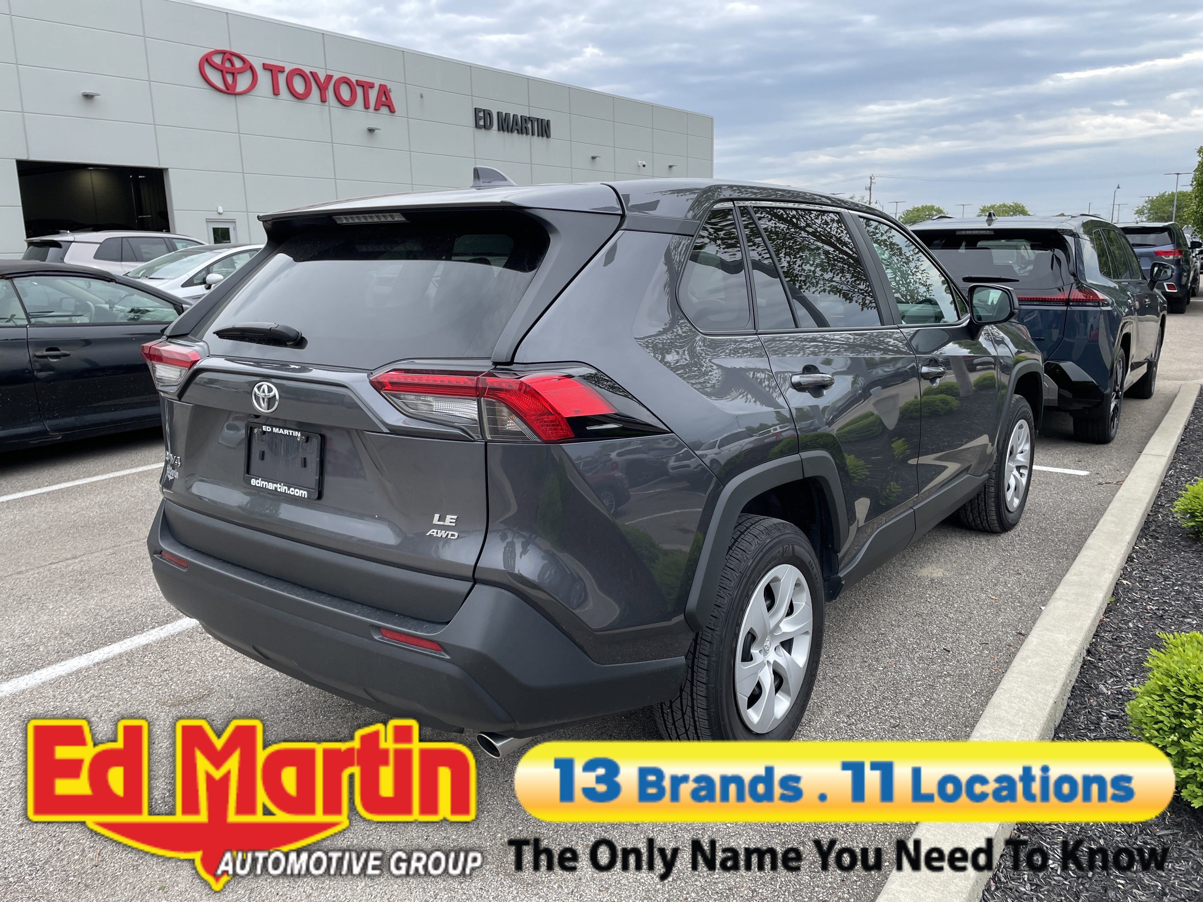 2024 Toyota RAV4 LE