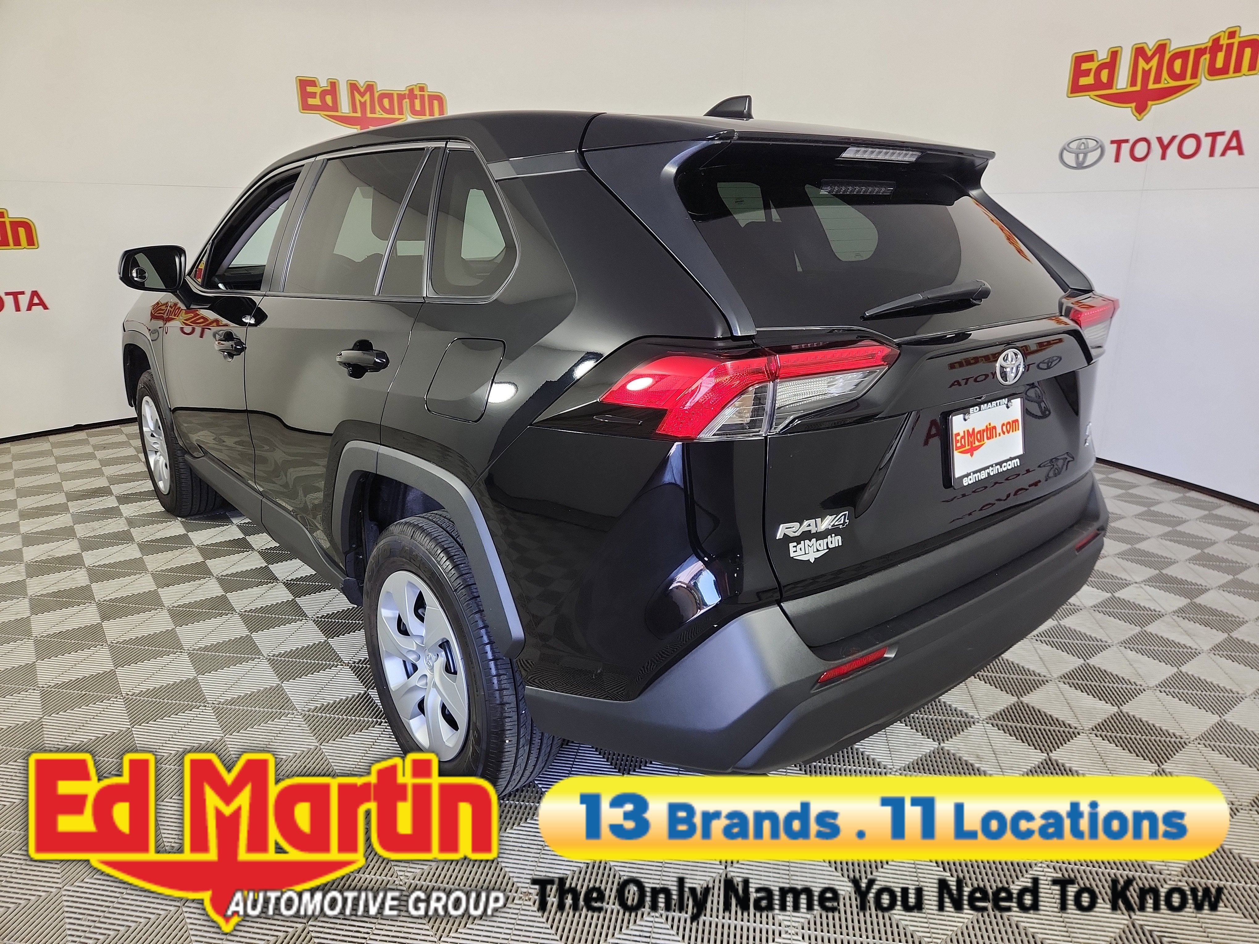 2024 Toyota RAV4 LE