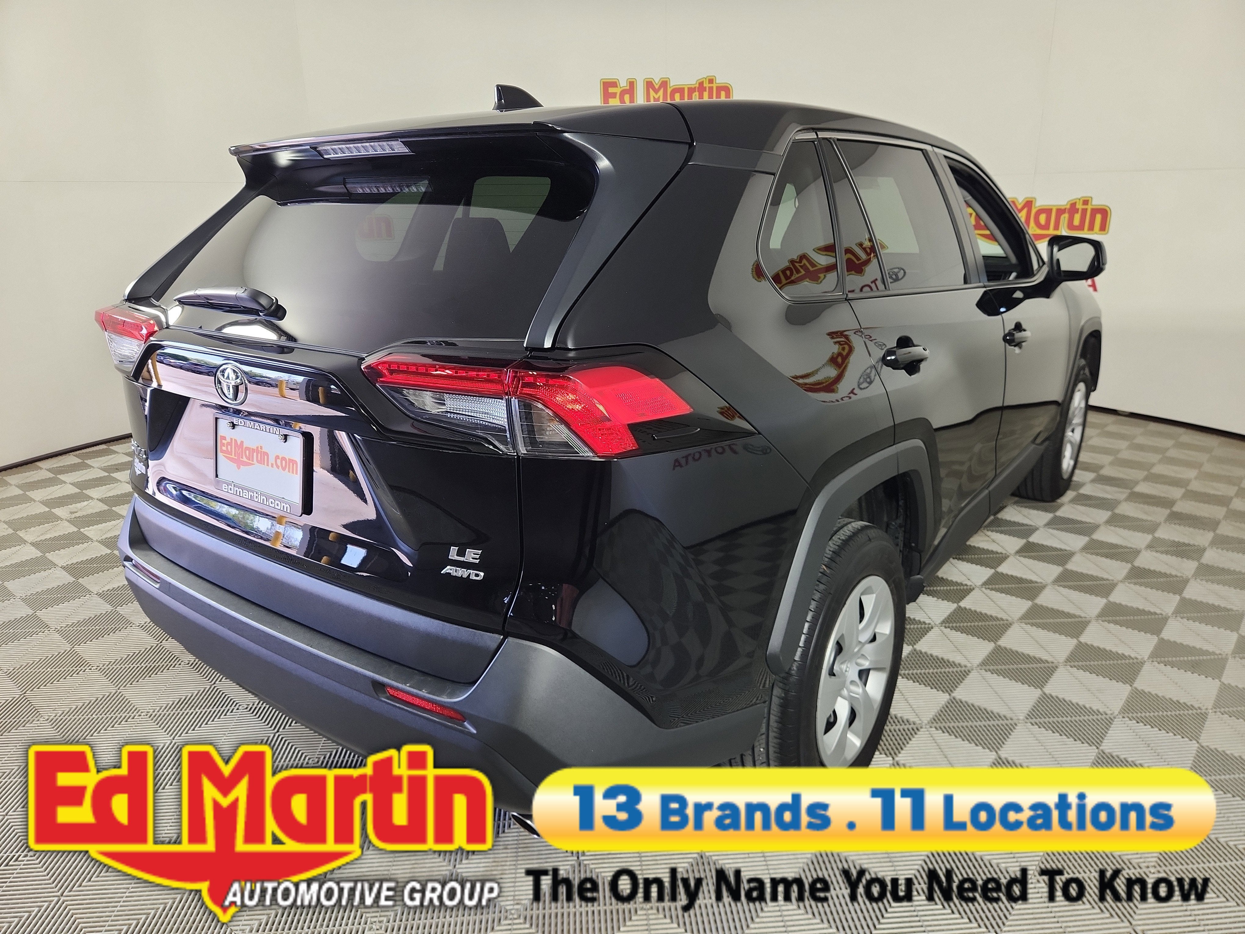 2024 Toyota RAV4 LE